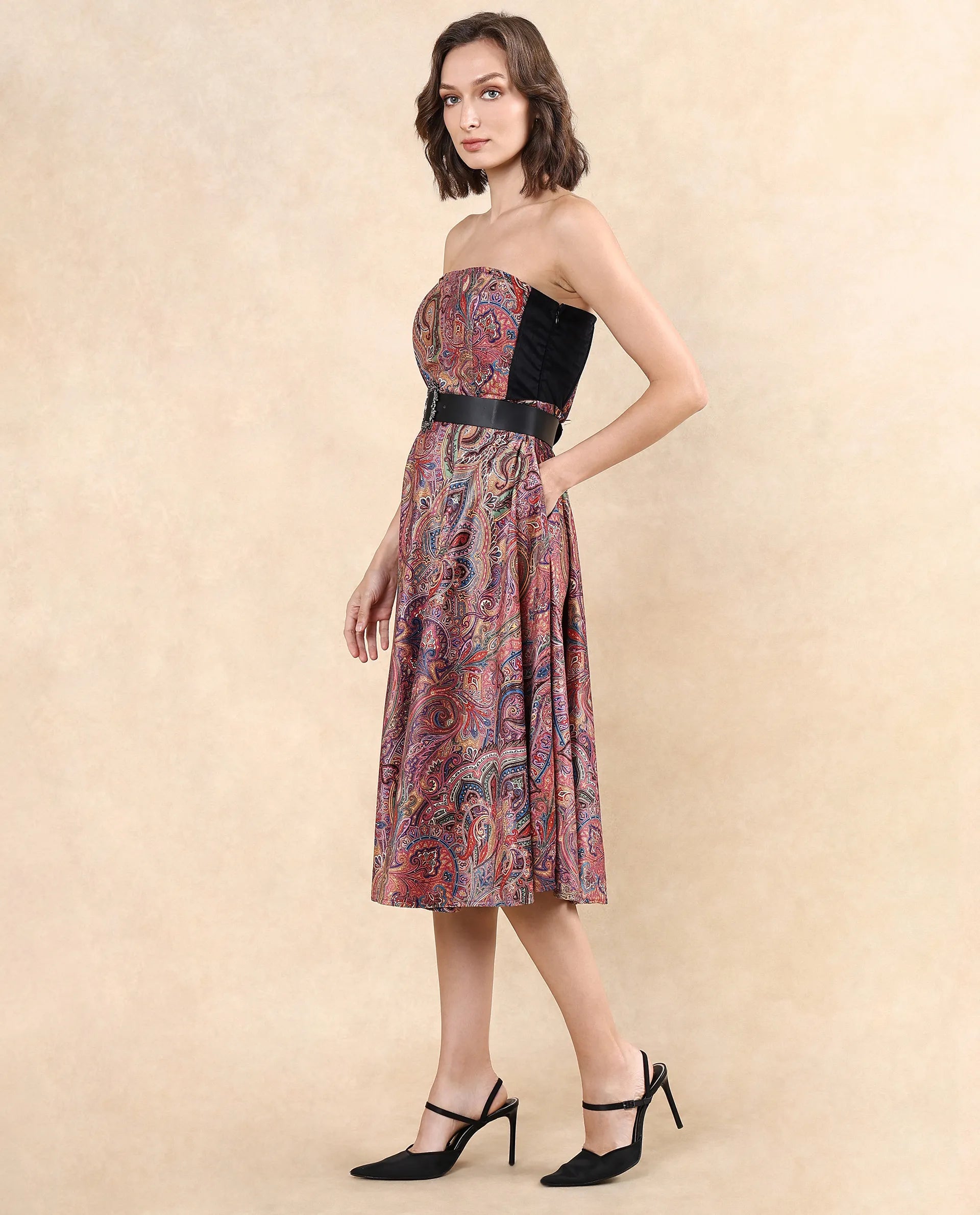 Rareism Women Skegy Multi Velvet Sleeveless Tube Neck Zipper Closure Fit And Flare Midi Paisley Print Dress - view 5