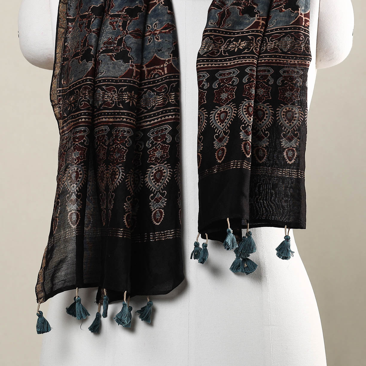 AJRAKH BY SUFIYAN ISMAIL KHATRI Black - Ajrakh Hand Block Printed Chanderi Silk Handloom Stole with Tassels - view 3