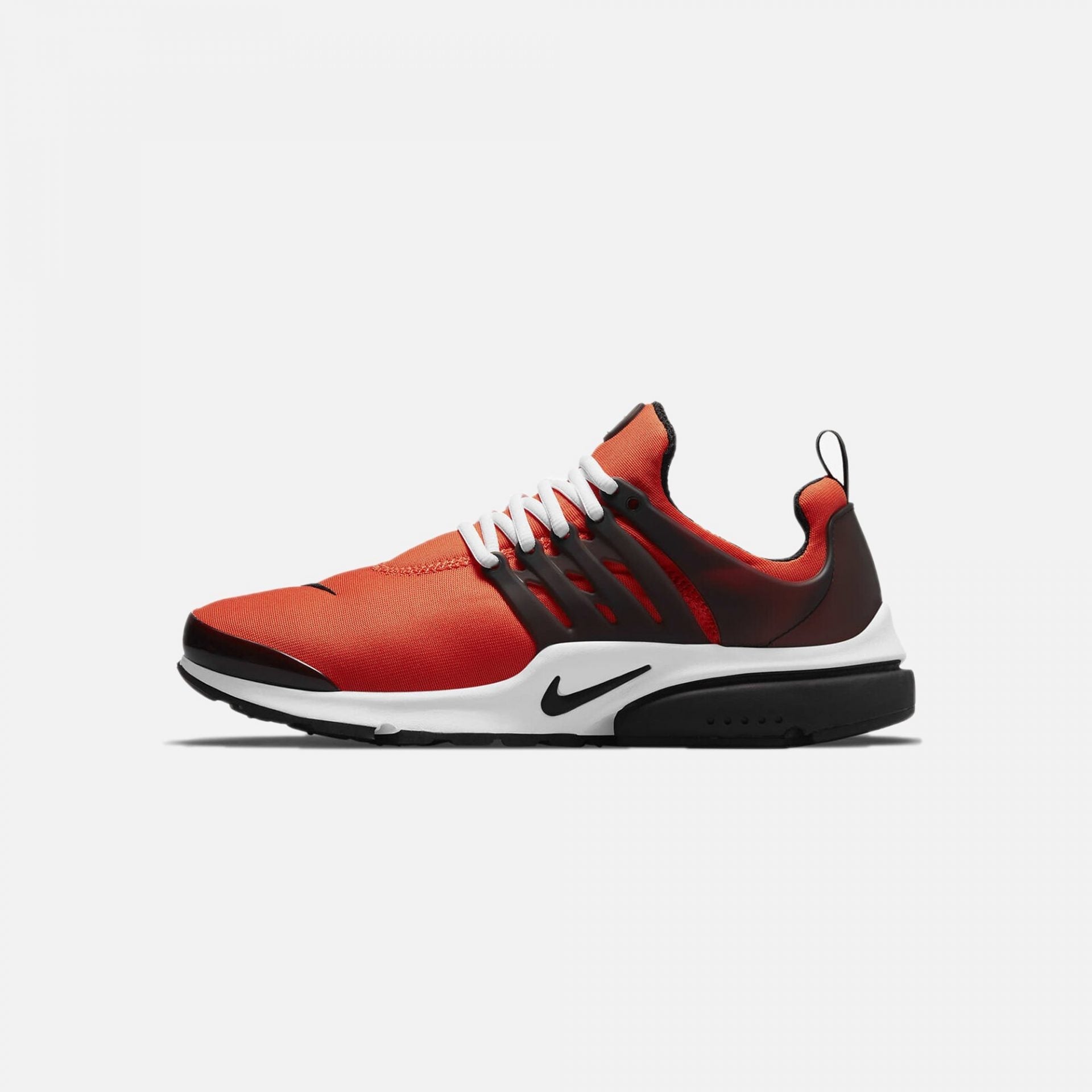 Nike | AIR PRESTO { ORANGE - view 2