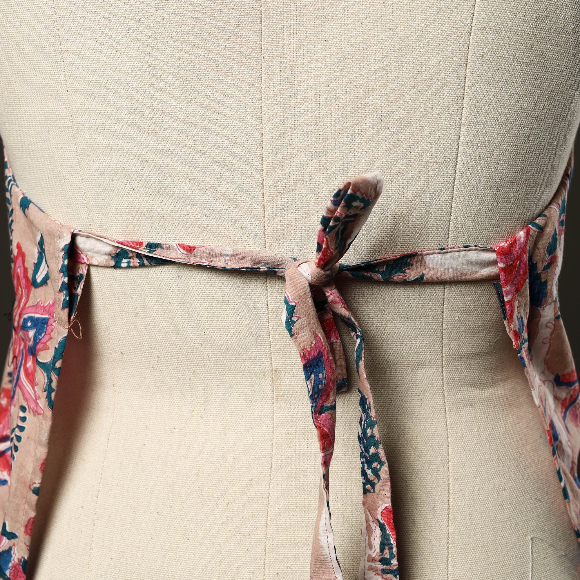 JALPARI Beige - Sanganeri Block Print Cotton Apron with Pocket 10 - view 5