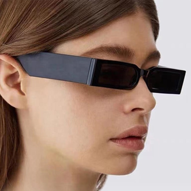 Peeperly Eternal Sunglasses
