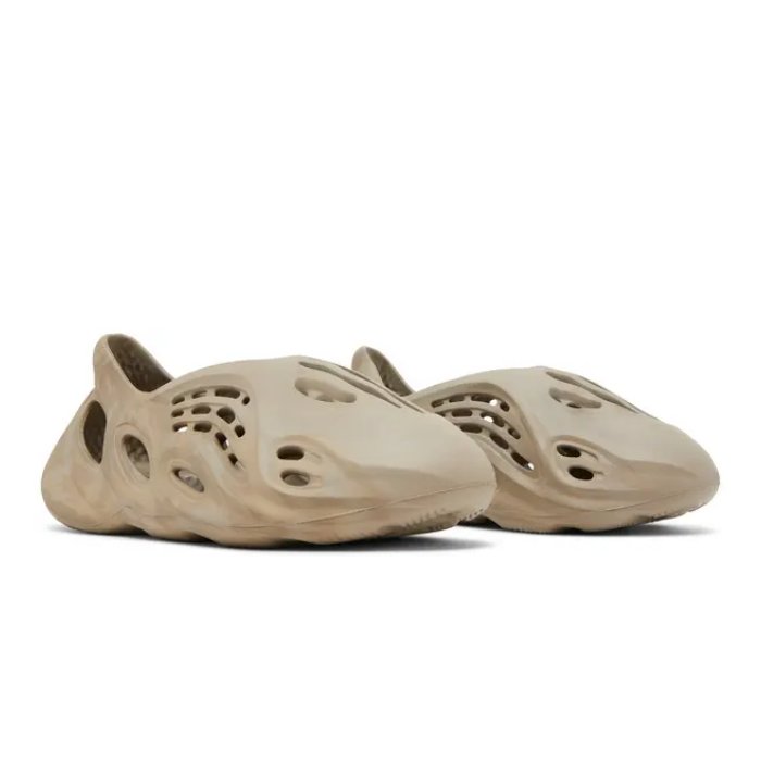 HYPE ELIXIR Yeezy Foam Runner Stone Sage - view 2