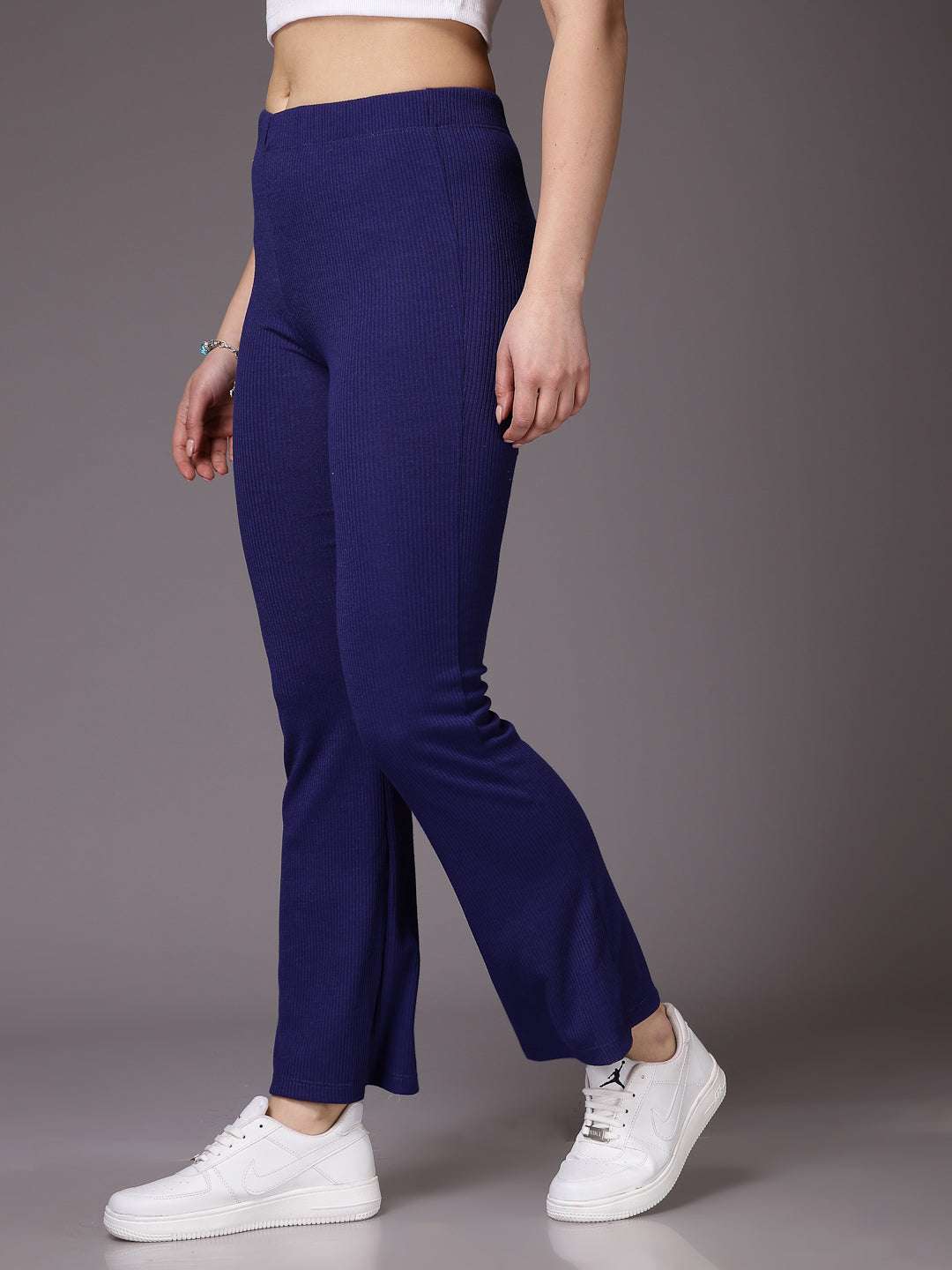 Freehand By The Indian Garage Co Women Solid Trouser - view 4