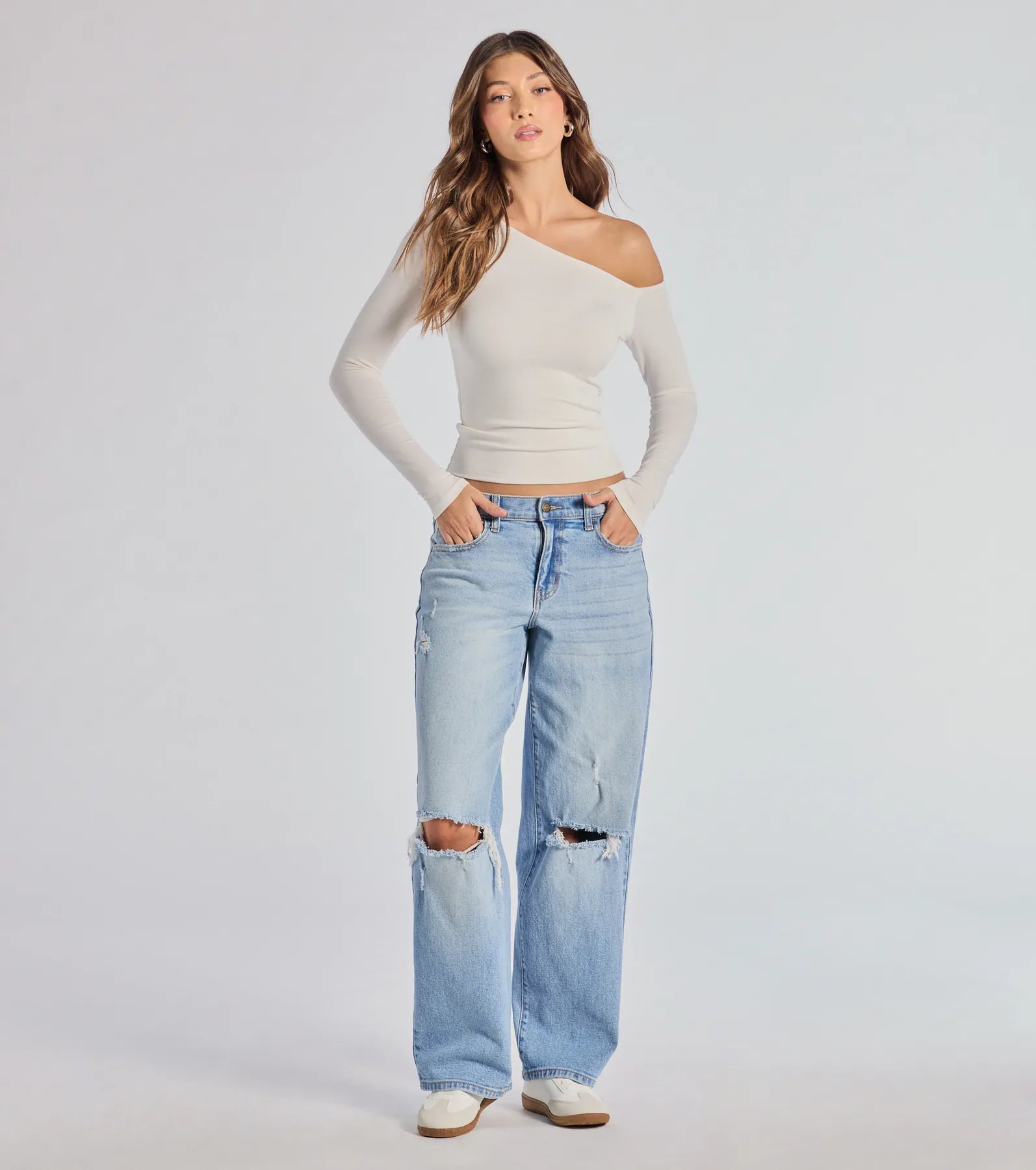 Windsor Chic Factor Asymmetrical Long Sleeve Crop Top - view 7