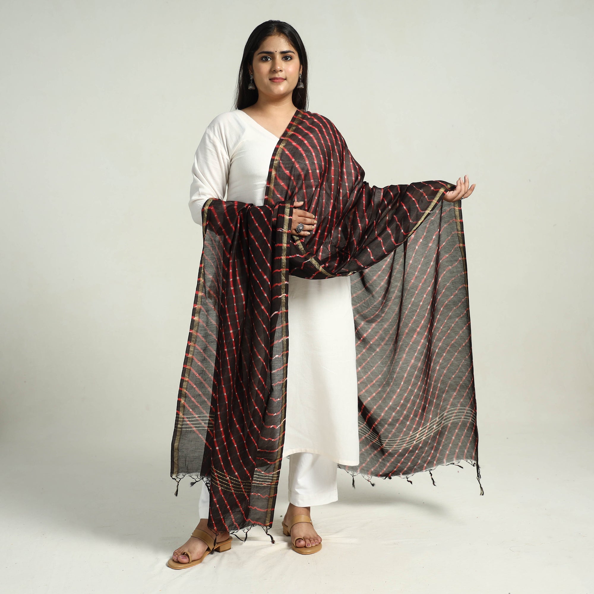 LEHARIYA BY BADSHAH MIYAN Black - Traditional Tie & Dye Chanderi Silk Leheriya Dupatta 61 - view 2