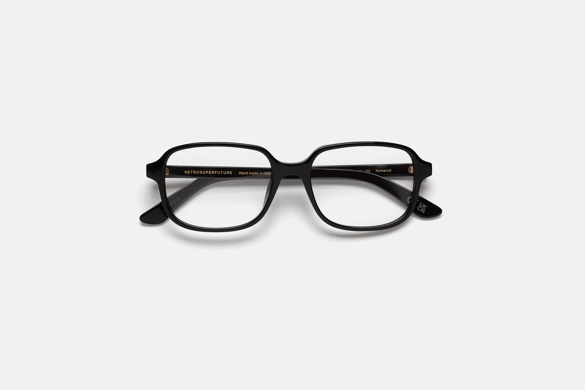 RETROSUPERFUTURE Numero 05 Black