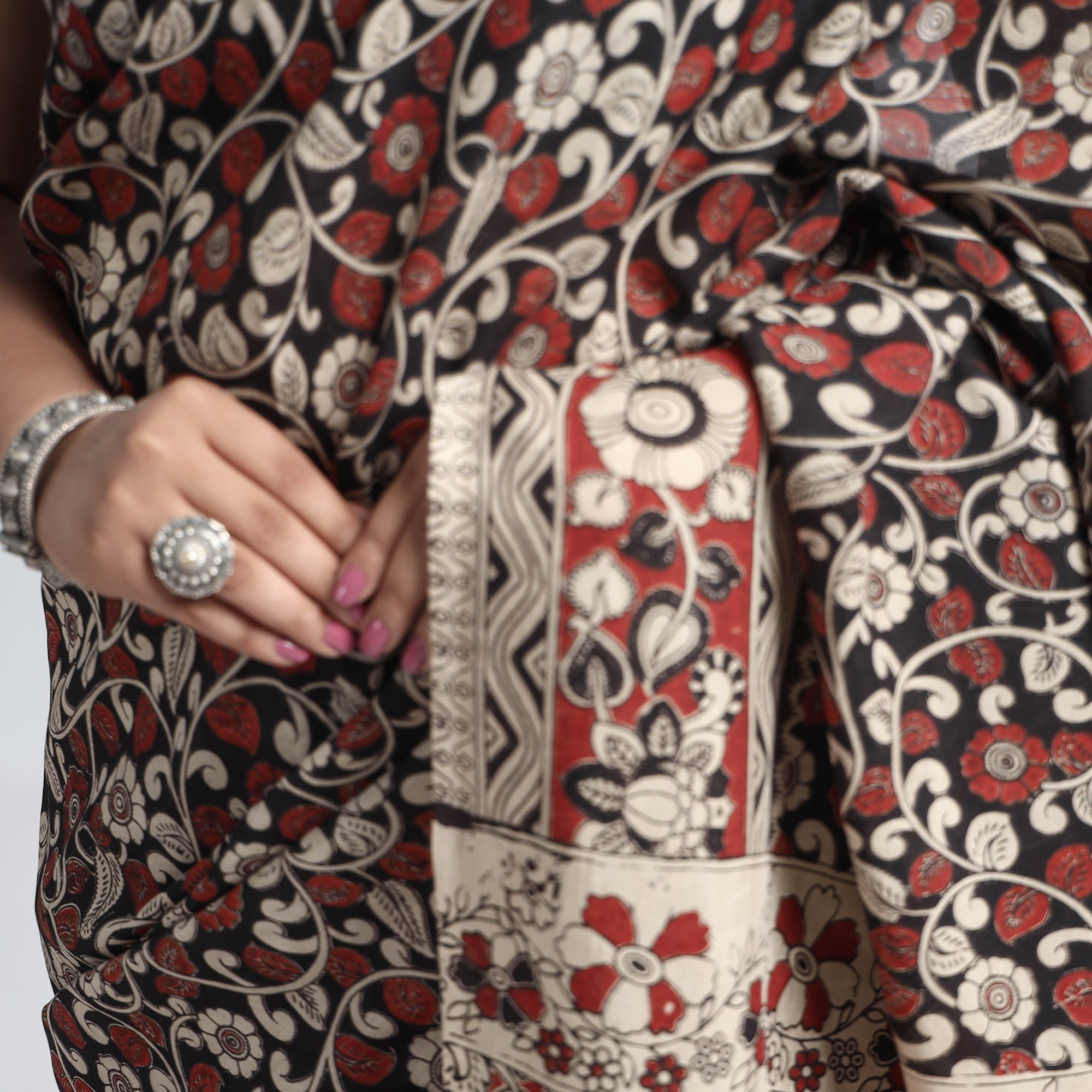 SOUTH KARGHA Multicolor - Kalamkari Printed Silk Cotton Saree - view 4