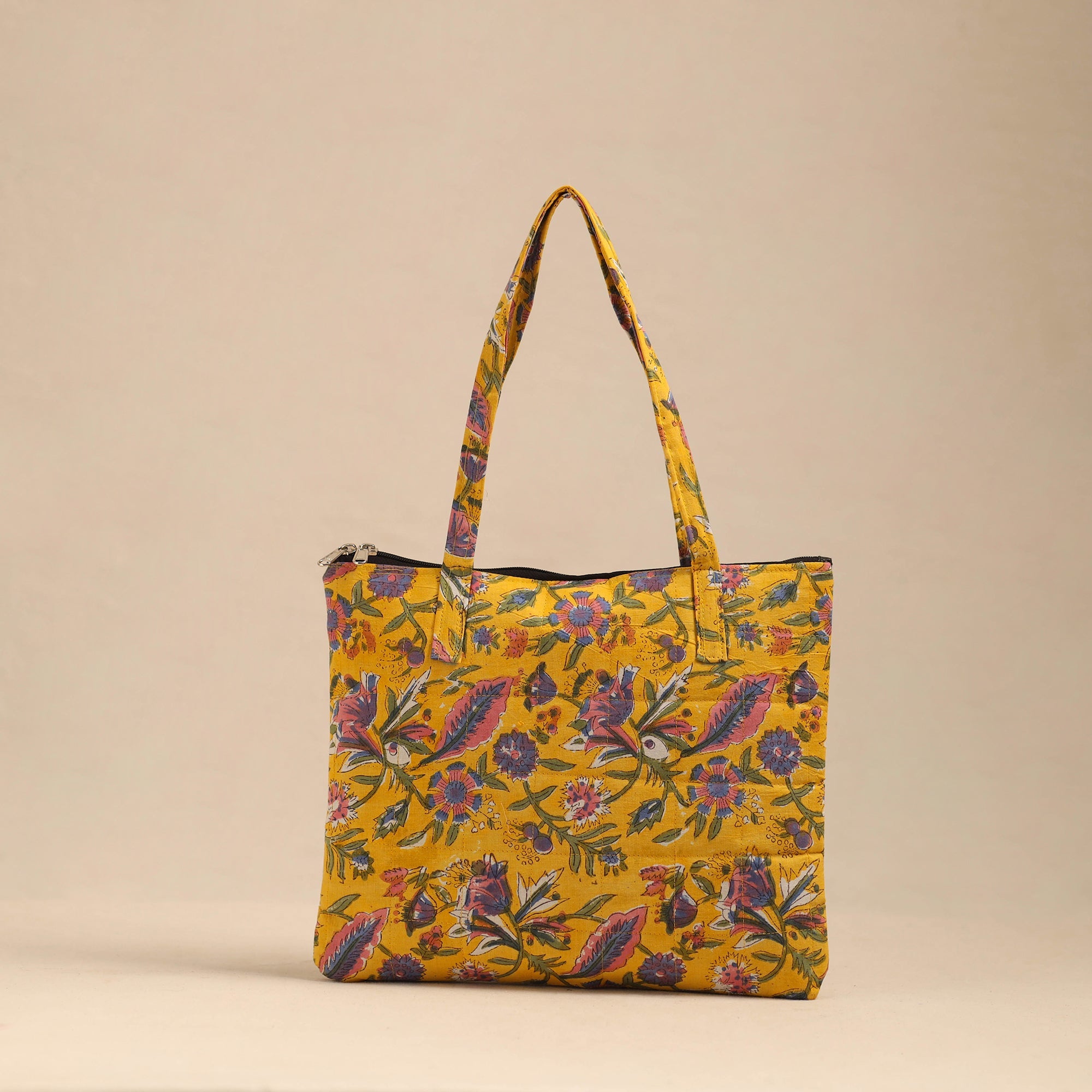 NOORI BAZAR Handmade Quilted Cotton Hand Bag 17