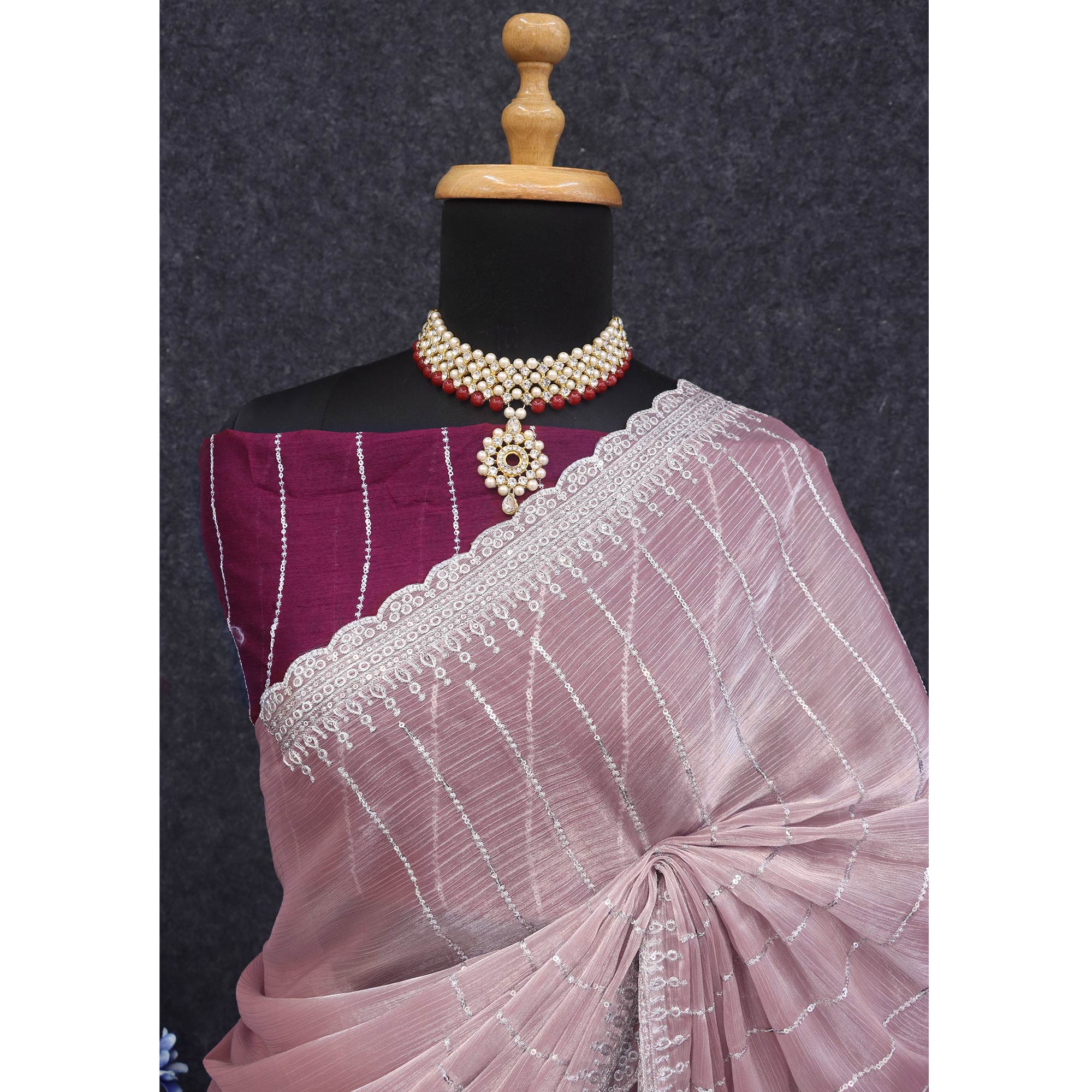 Peachmode Light Mauve Sequins Embroidered Chiffon Silk Saree - view 5