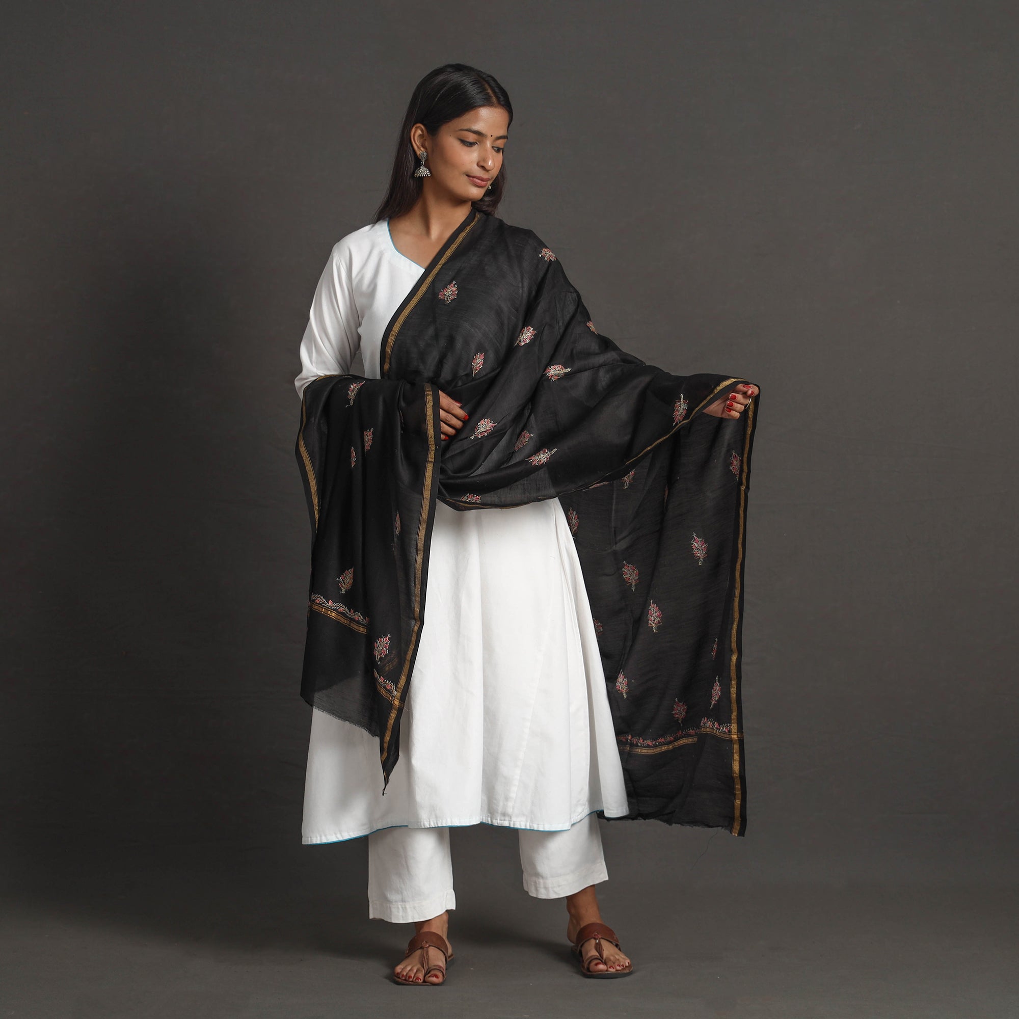ITOKRI CRAFTS INITIATIVE Handloom Chanderi Silk Kashida Embroidery Dupatta 28 - view 2