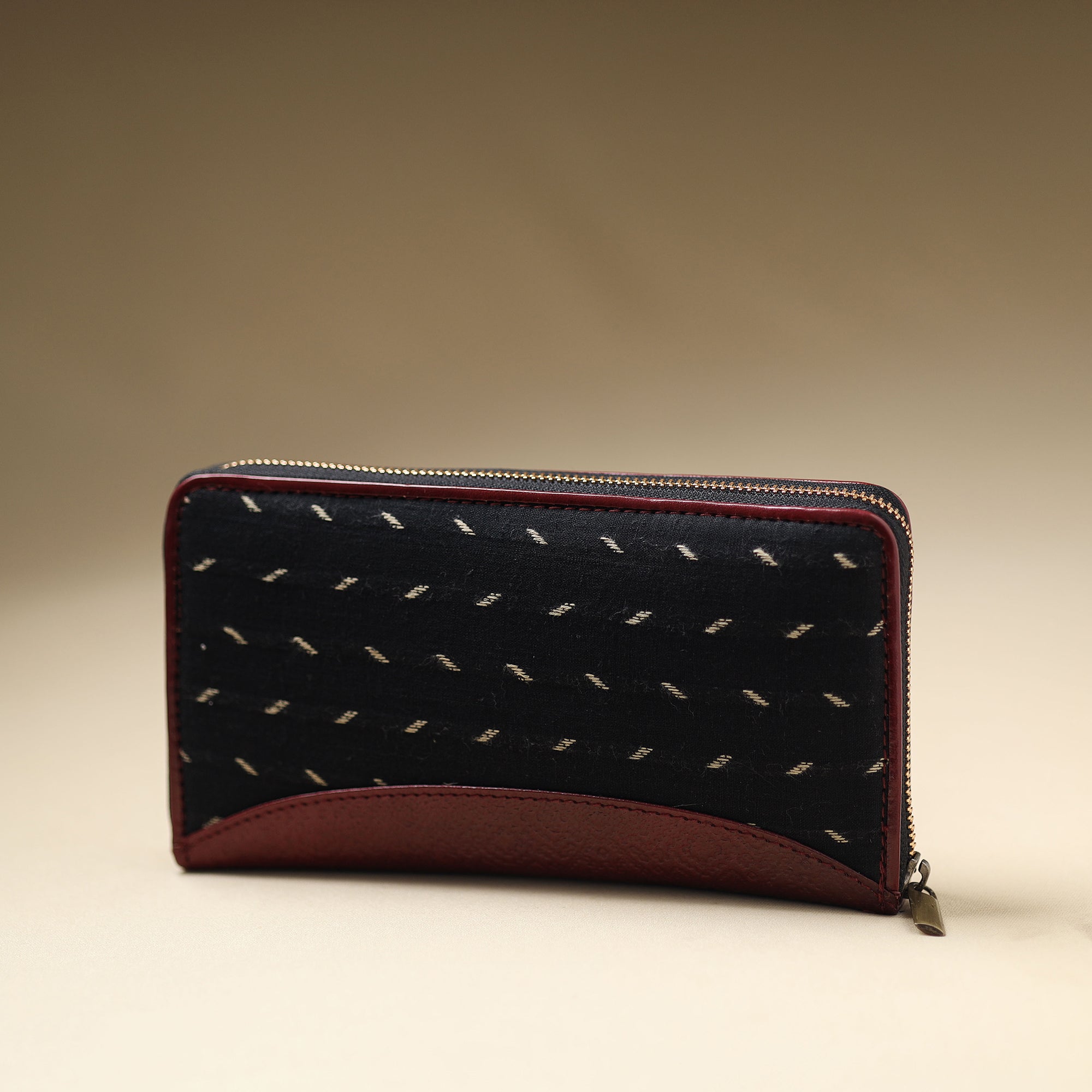 ASALKAAR Black - Handcrafted Jacquard Weave Leather Wallet - view 2