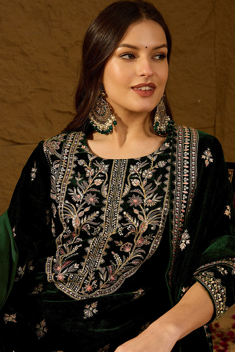 Ahika Green Velvet Ethnic Motifs Printed Straight Trousers Suit Set PKSKD2880 - view 7