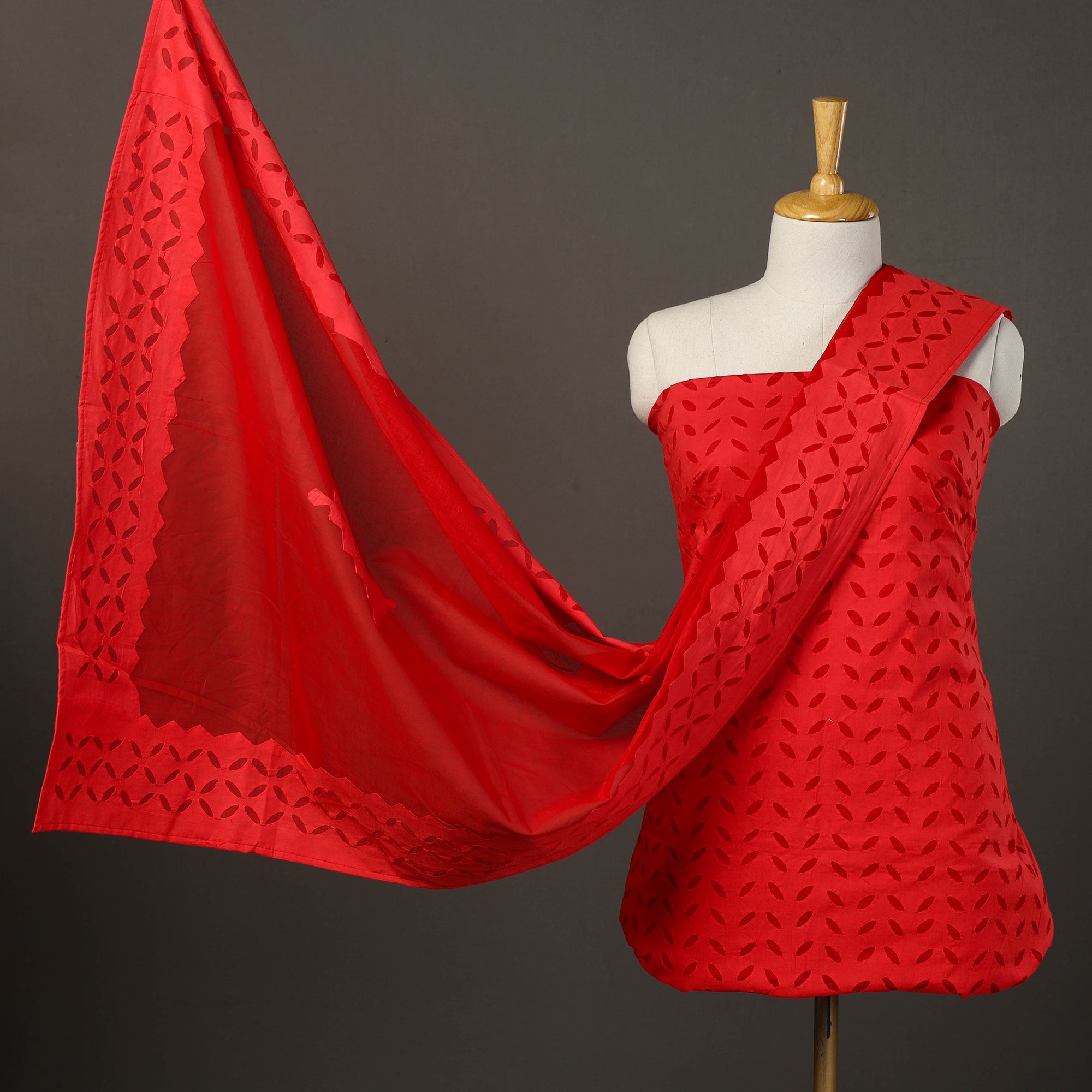 SHADES OF MARUDHARA 3pc Cut Work Cotton Barmer Applique Dress Material 43