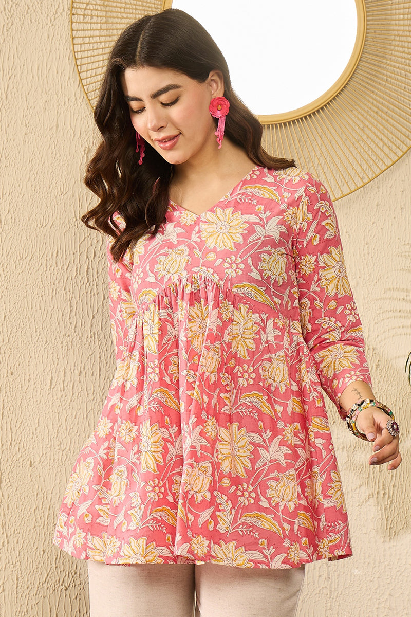 Ahika Pink Cotton Blend Floral Printed Regular Kurti Tunics VT1334 - view 2