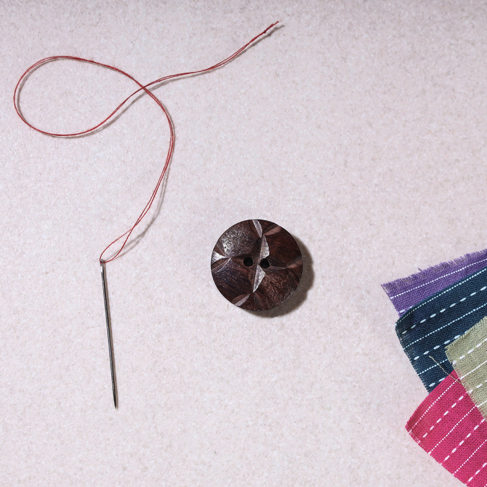 BUTTON BAAZ 2cm Sambhal Handmade Mango Wood Clothing Button (Single Piece)