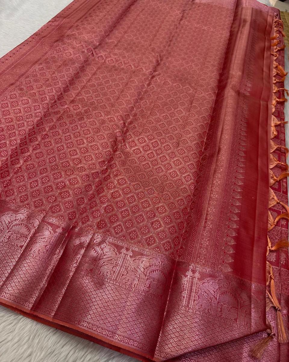 Aayna Epiphany Pink Soft Silk Saree With Phenomenal Blouse Piece - view 5