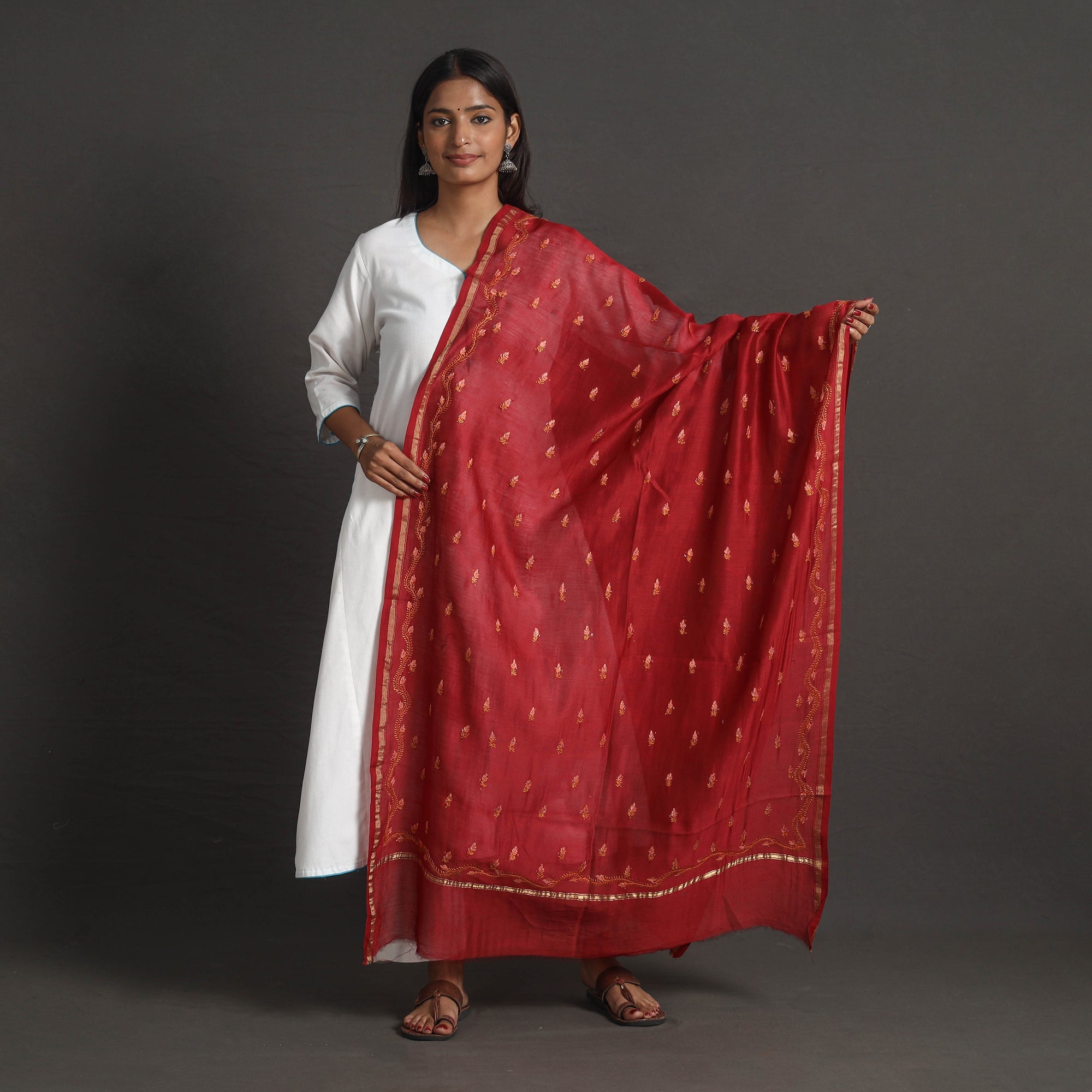 ITOKRI CRAFTS INITIATIVE Handloom Chanderi Silk Kashida Embroidery Dupatta 08