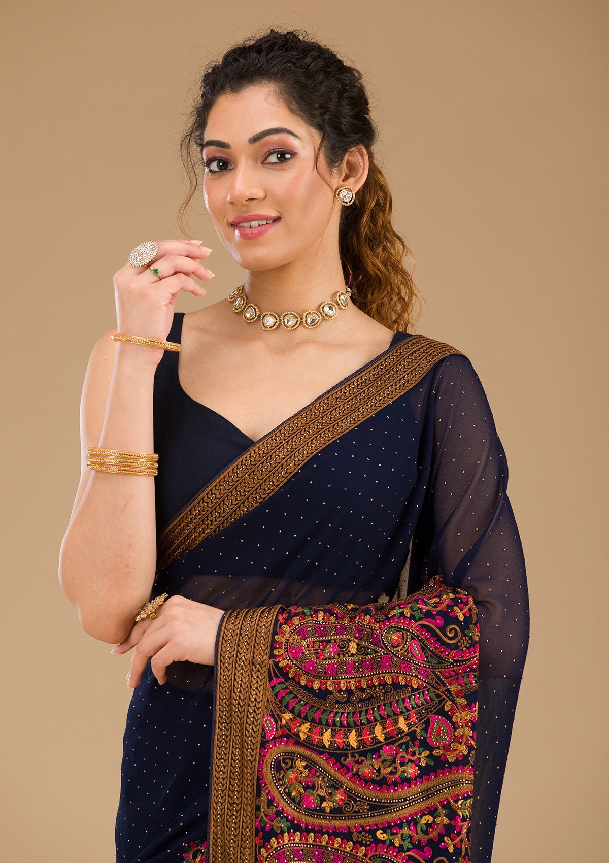 Koskii Navy Blue Threadwork Georgette Saree – Women's - view 6