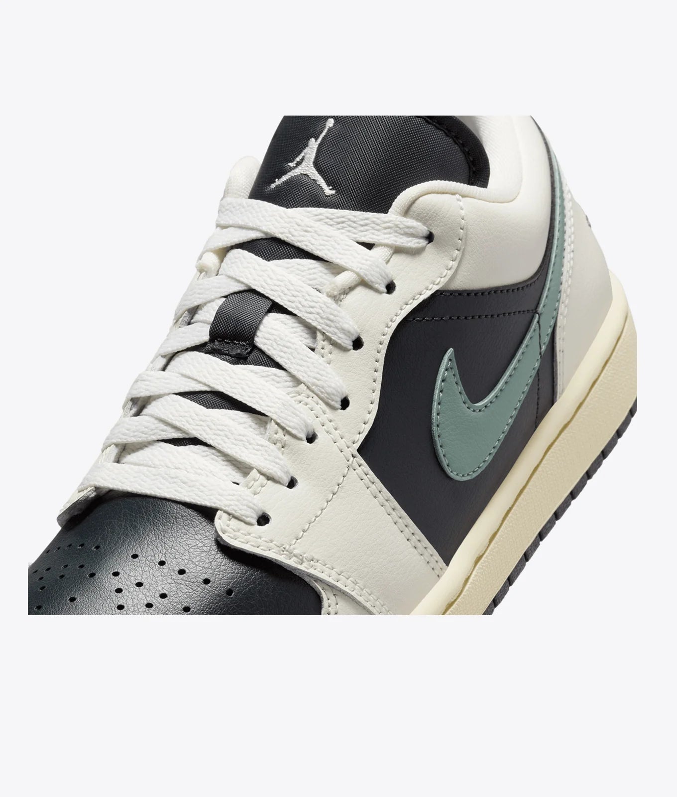 Cop Underdog Air Jordan 1 Low Jade Smoke (W) - view 3