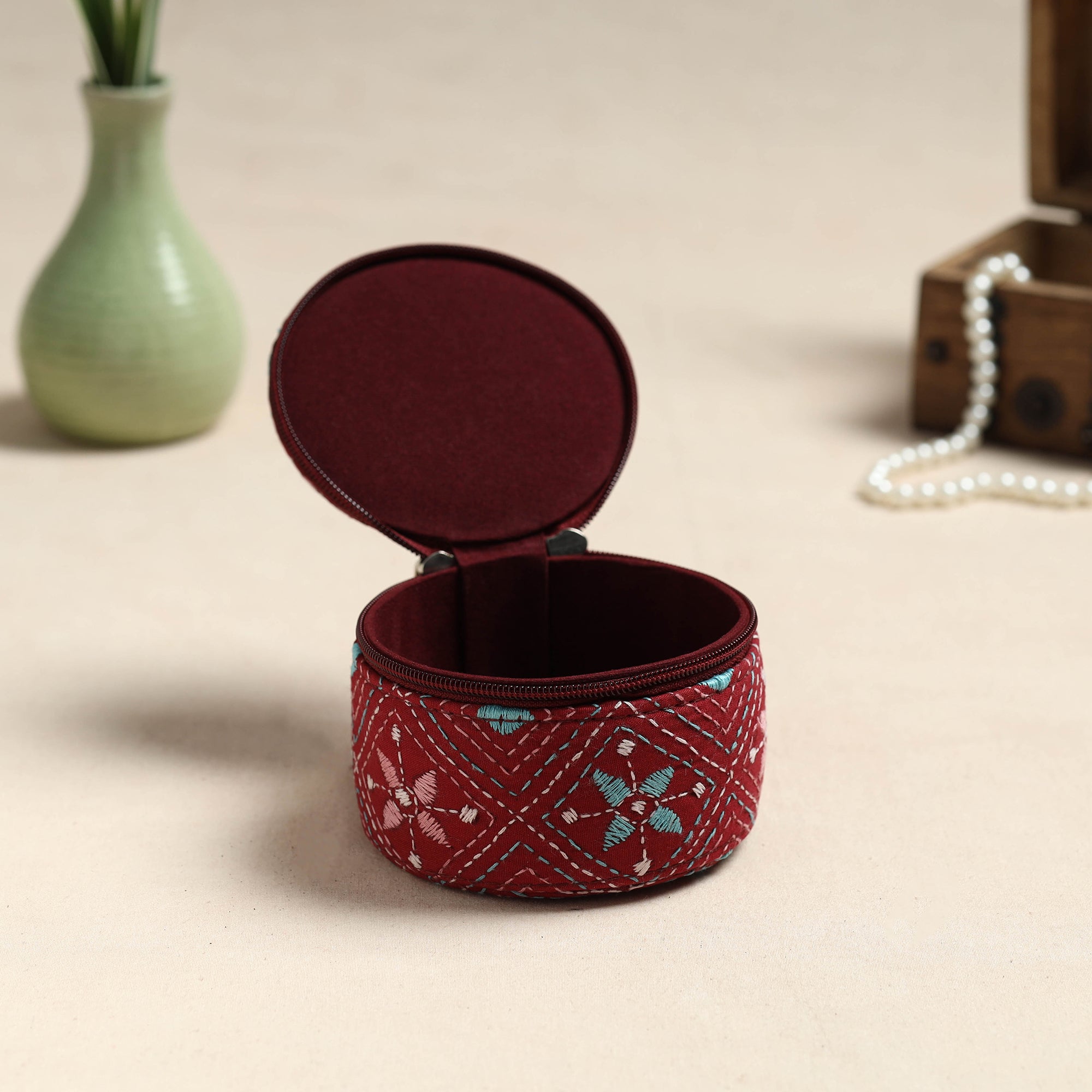 ASALKAAR Bengal Kantha Work Handcrafted Round Utility Box - view 2