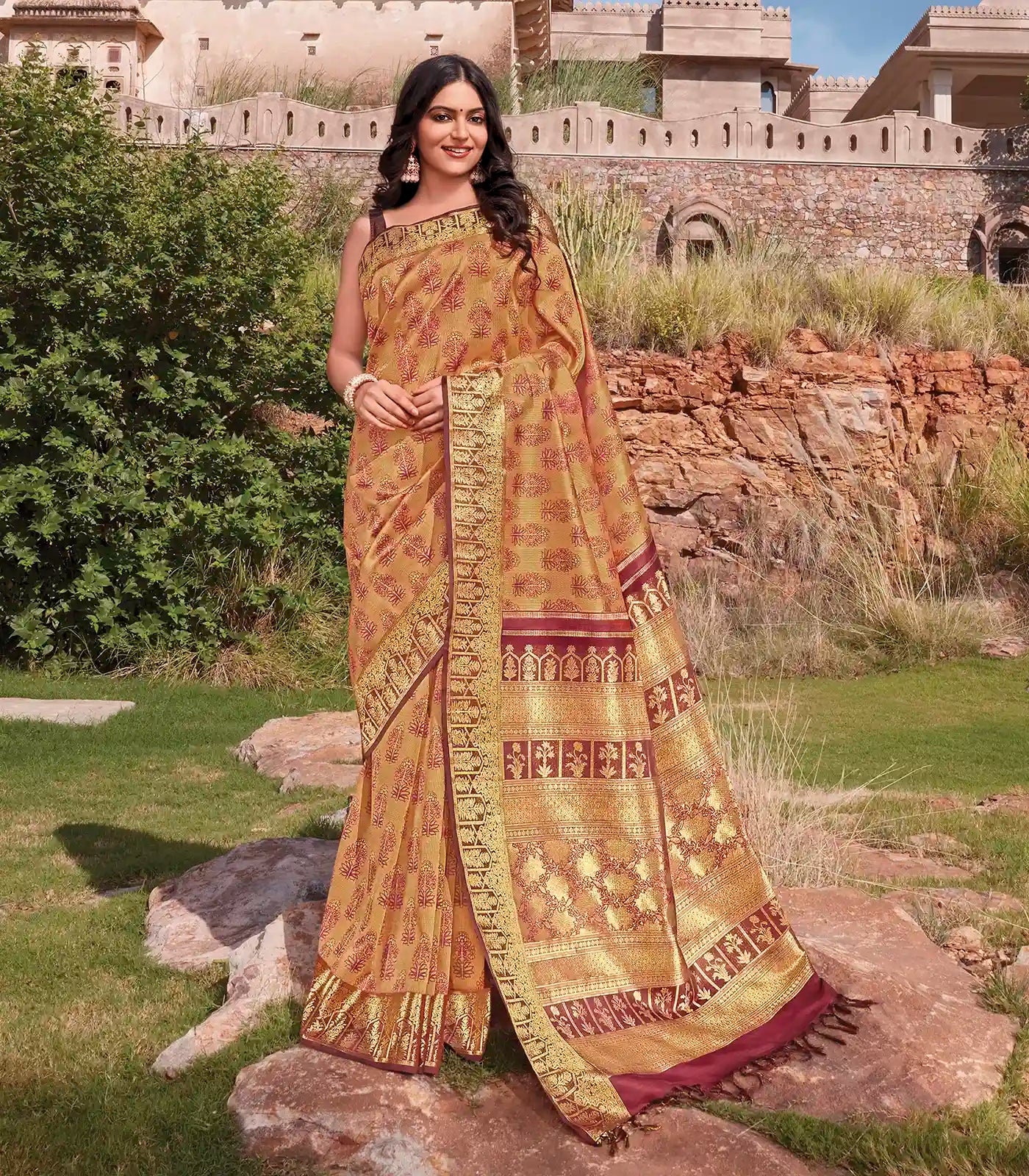RmKV Peach Taj Luminous Handloom Natural Dyed Lino Varna Silk Saree -Peach