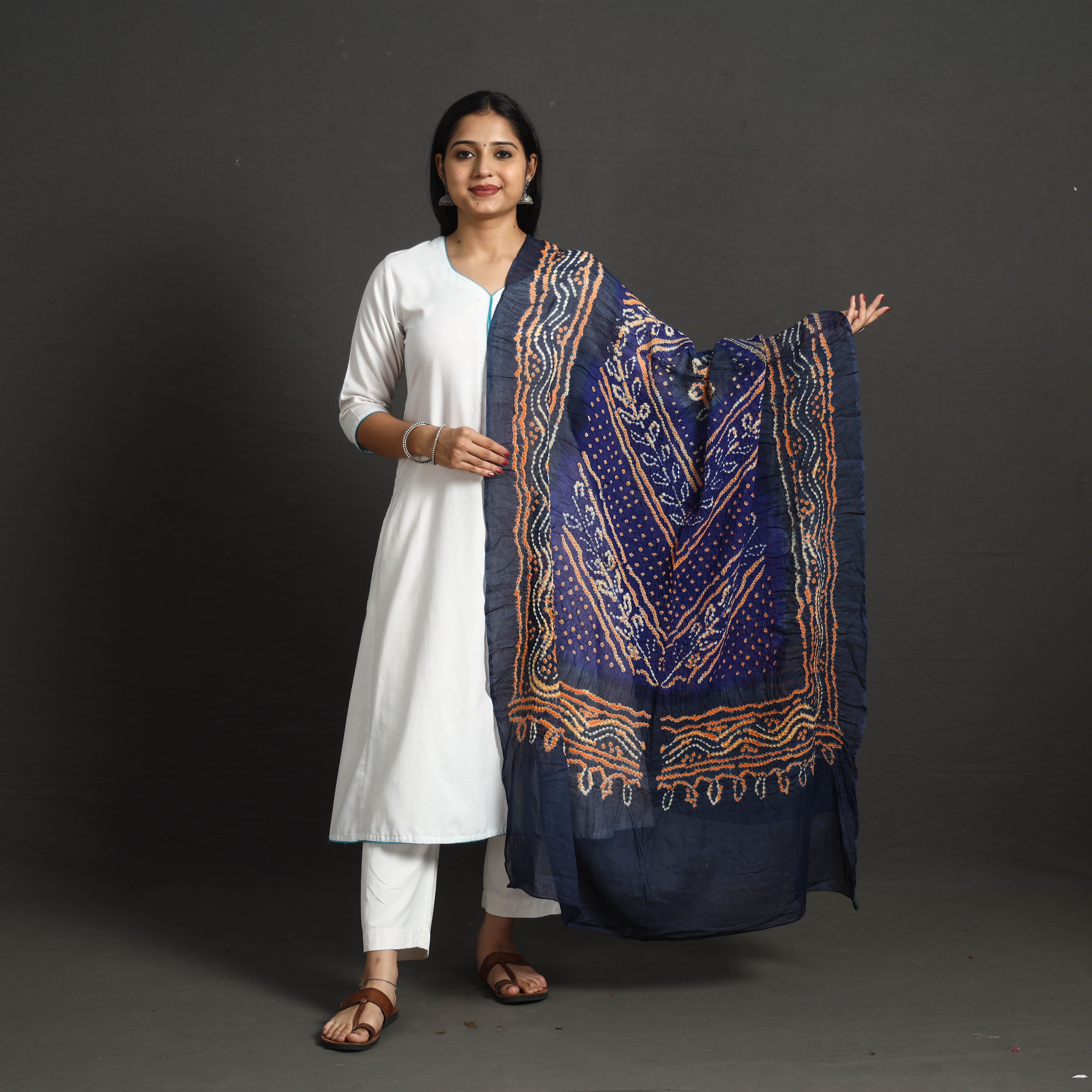 KACHCHH JI CHHAAP Kutch Tie-Dye Cotton Bandhani Dupatta 41