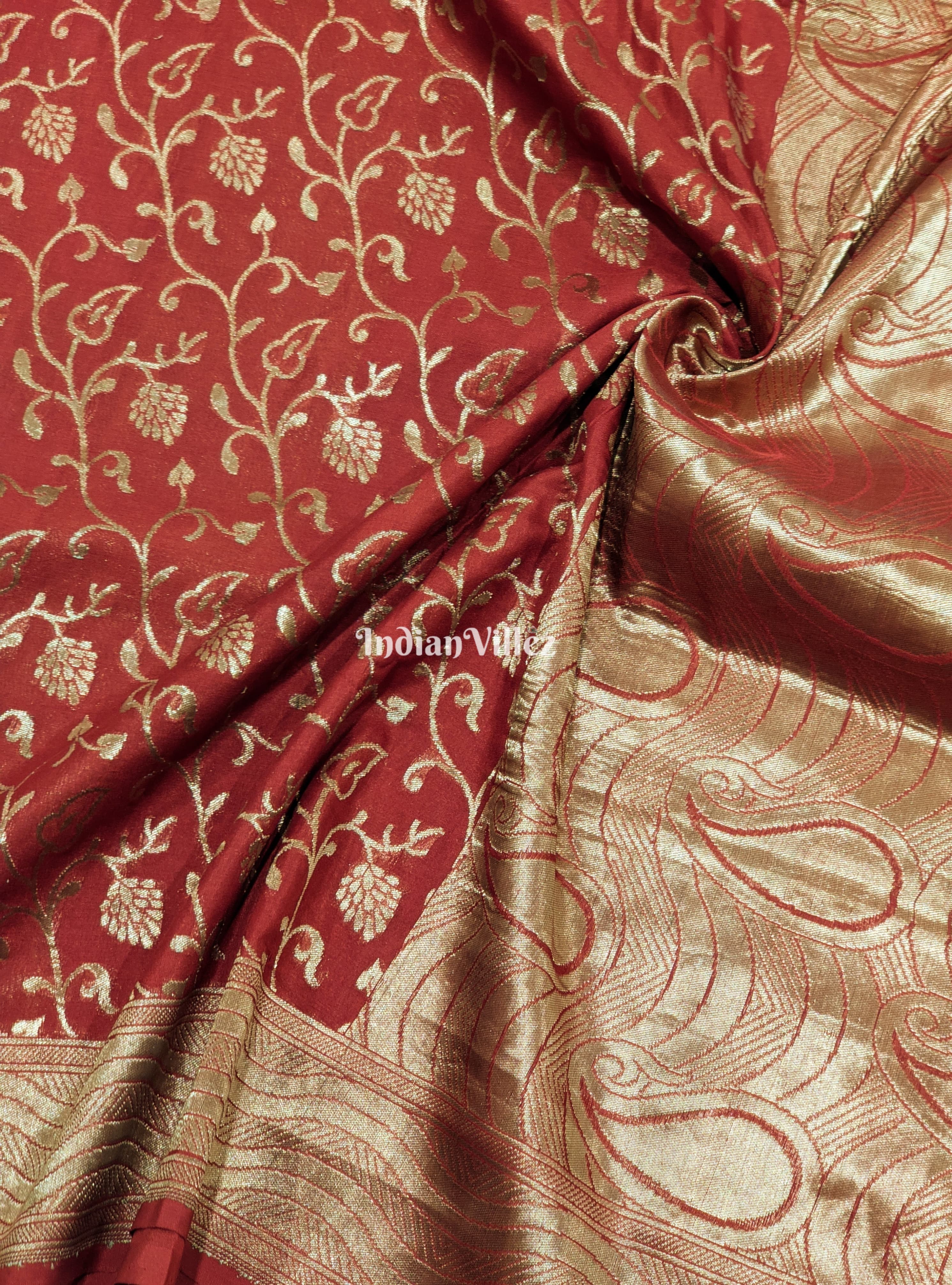 IndianVillèz Red-Copper Kadwa Jaal Handloom Banarasi Saree - view 2