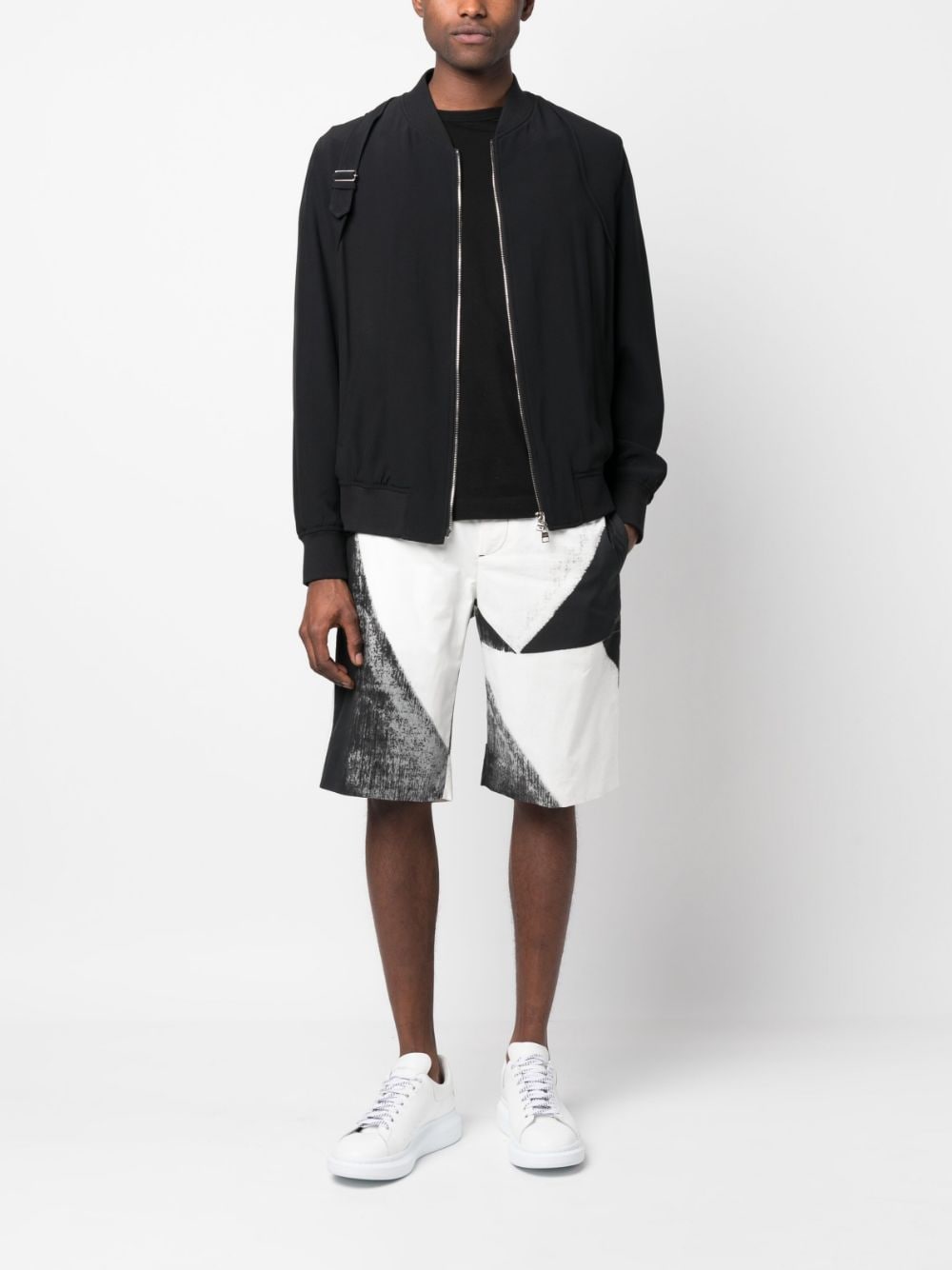 Alexander McQueen abstract-print cotton bermuda shorts - view 2
