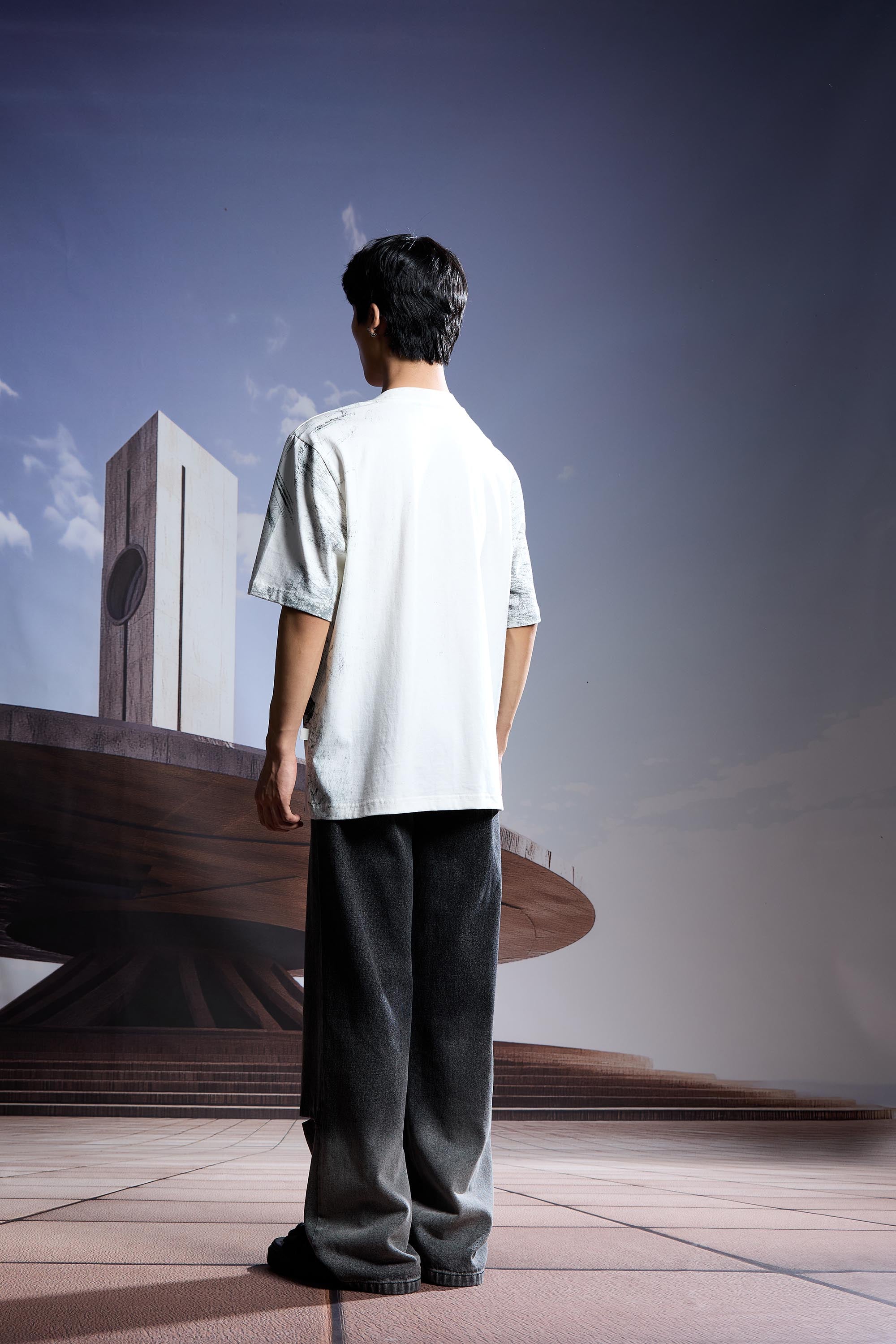 Kilogram 'straylight' T-shirt - view 2