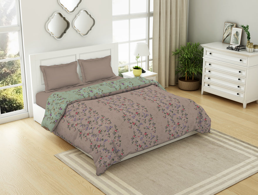 Spaces India Floral Mauve Morn - Violet 100% Cotton Shell Double Quilt / AC Comforter - Lattice By Spaces - view 2
