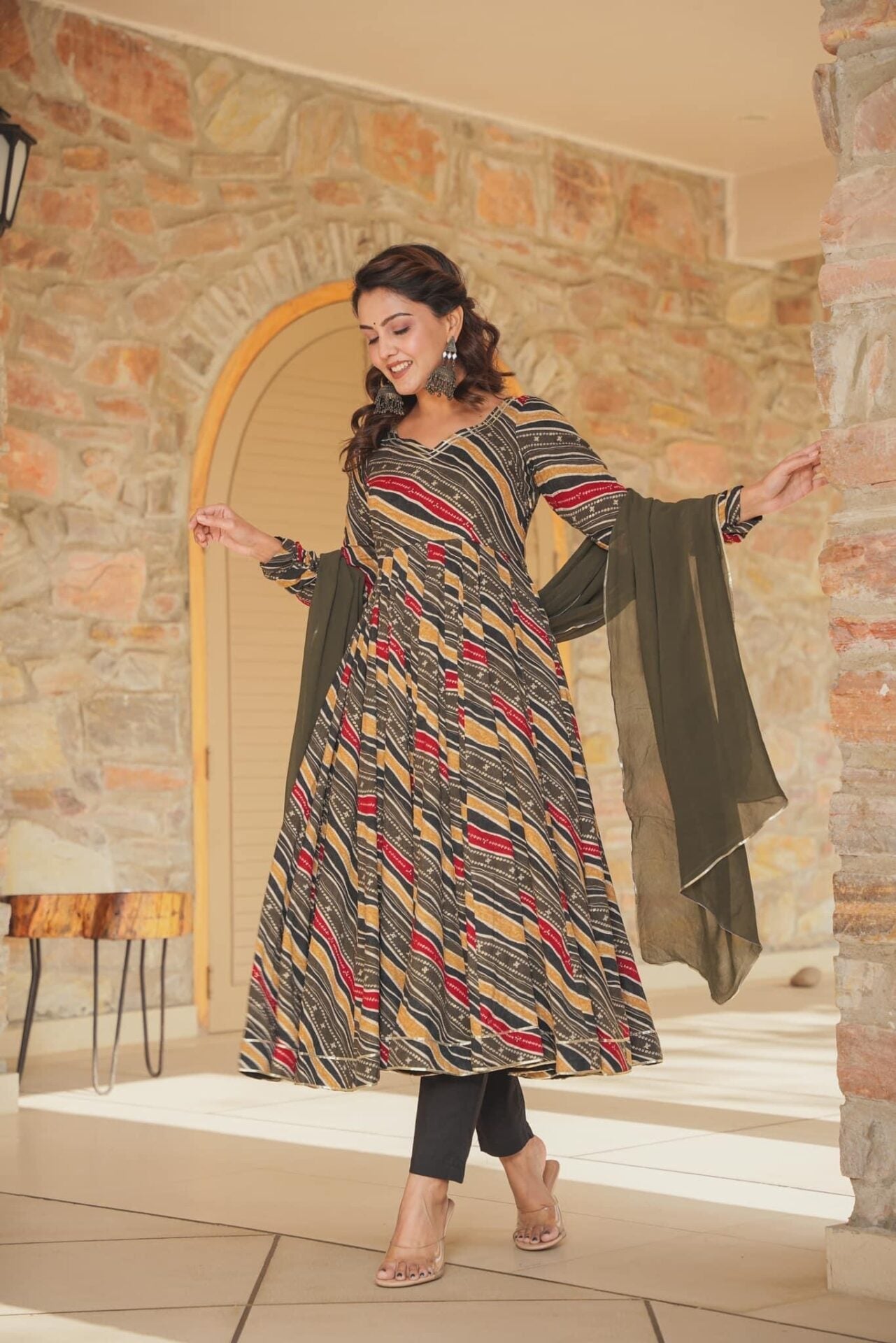 Idaho-o Romi Rayon Suit Set - view 3