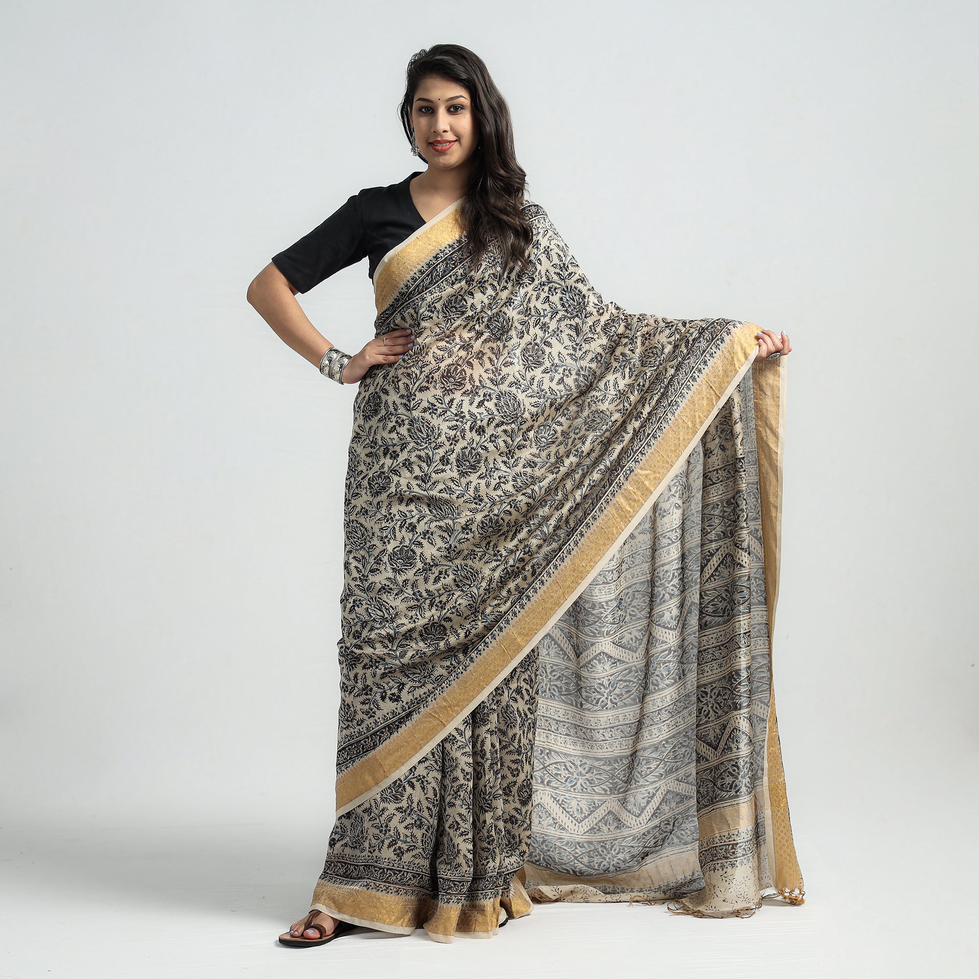 VENKATA BHANU KALAMKARI PEDANA Black - Original Pedana Kalamkari Block Print Silk Saree - view 2