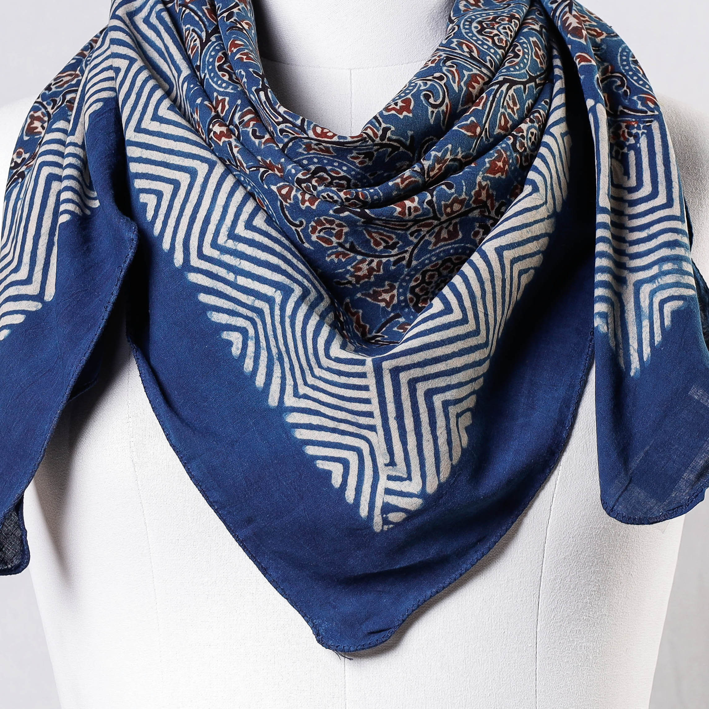 KACHCHH JI CHHAAP Blue - Ajrakh Block Printing Cotton Scarf from Kutch - view 3