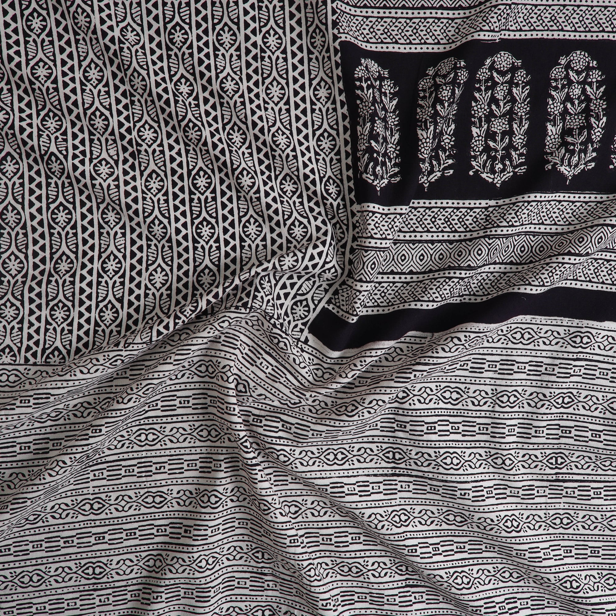 BAGH PRINTS BY MOHAMMED BILAL KHATRI Black - Natural Dyed Cotton Bagh Print Kurta Material (2.2m) 30 - view 2