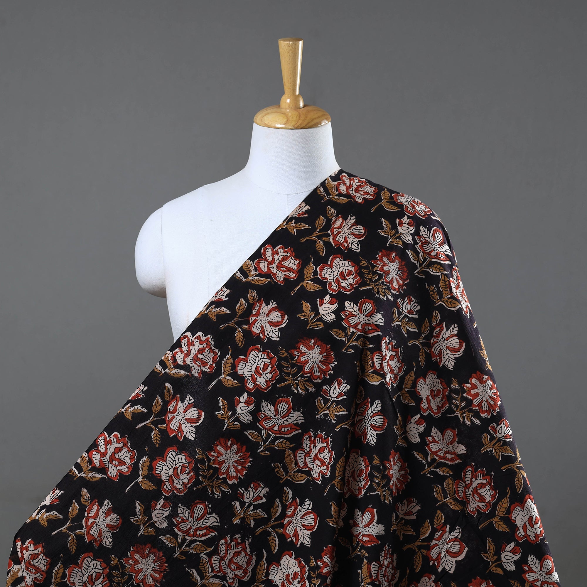 BAGRU DABU PRINTS Black - Bagru Dabu Print Fabric in Cotton 07