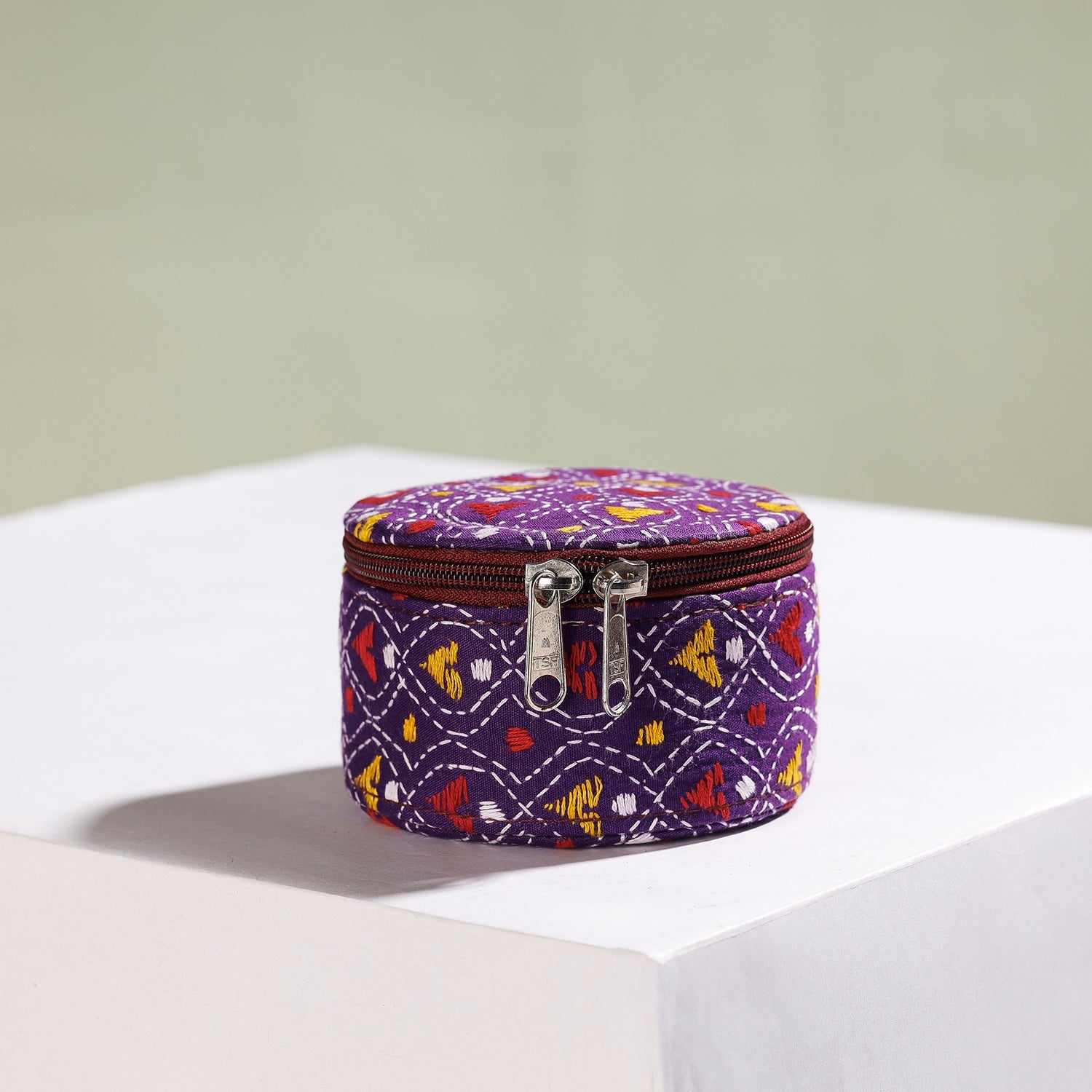 ASALKAAR Bengal Kantha Work Handcrafted Round Utility Box
