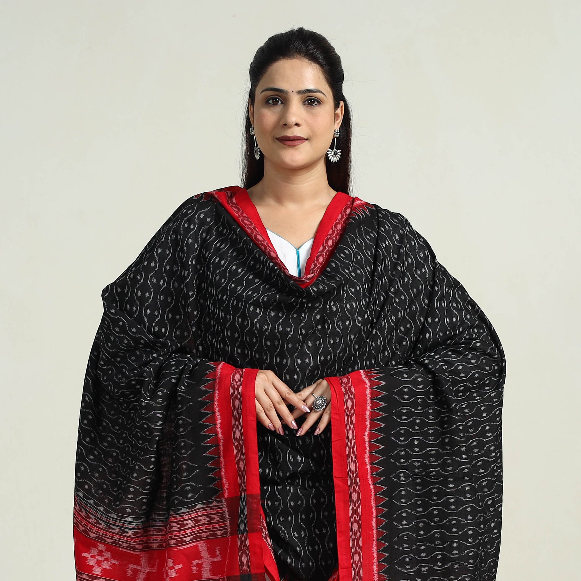 ASHOKA ASSEMBLE - CELEBRATING CRAFTS OF ODISHA Black - Sambalpuri Ikat Weave Handloom Cotton Dupatta 19 - view 3
