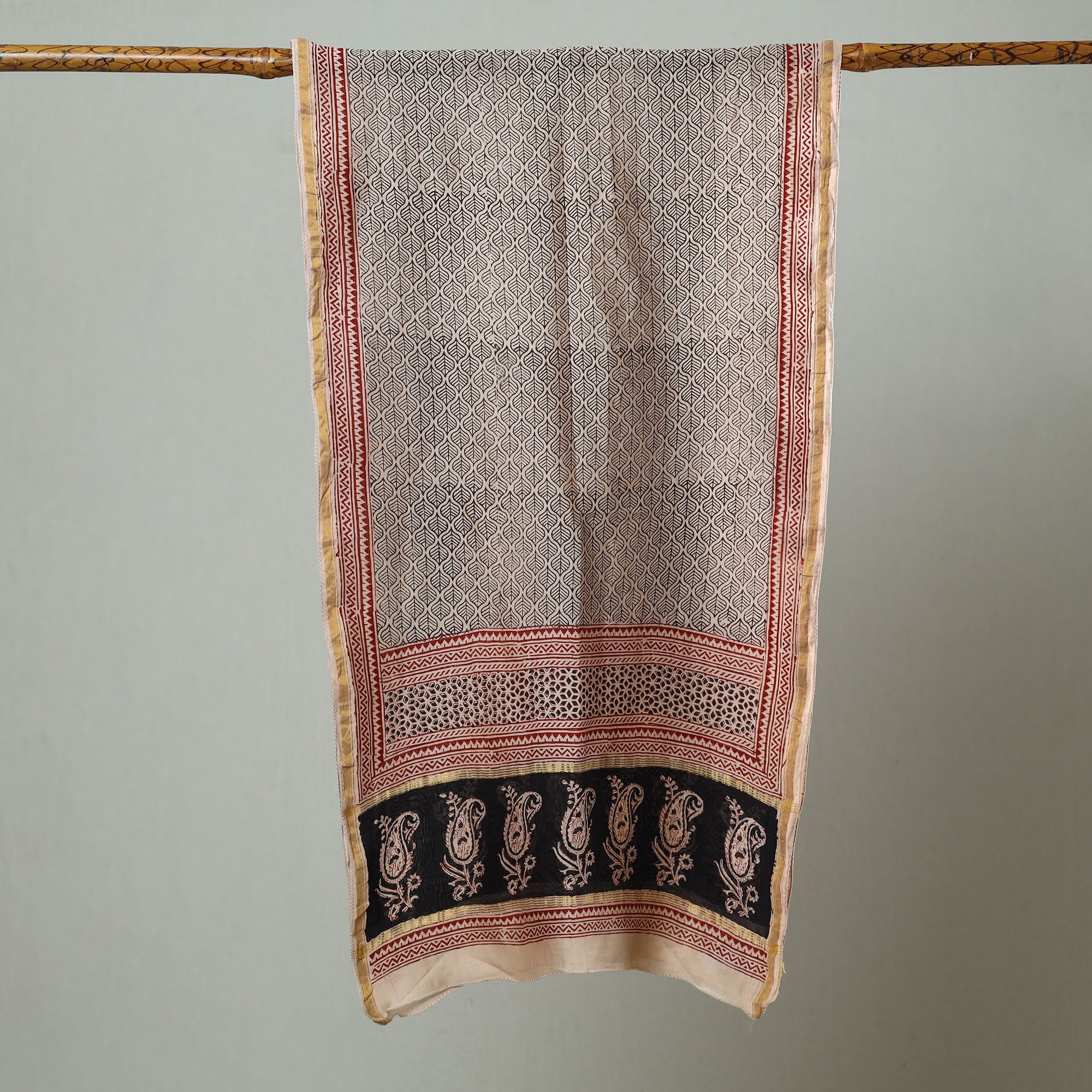 BAGH PRINTS BY MOHAMMED BILAL KHATRI Black - Bagh Hand Block Printed Chanderi Silk Stole 20 - view 2