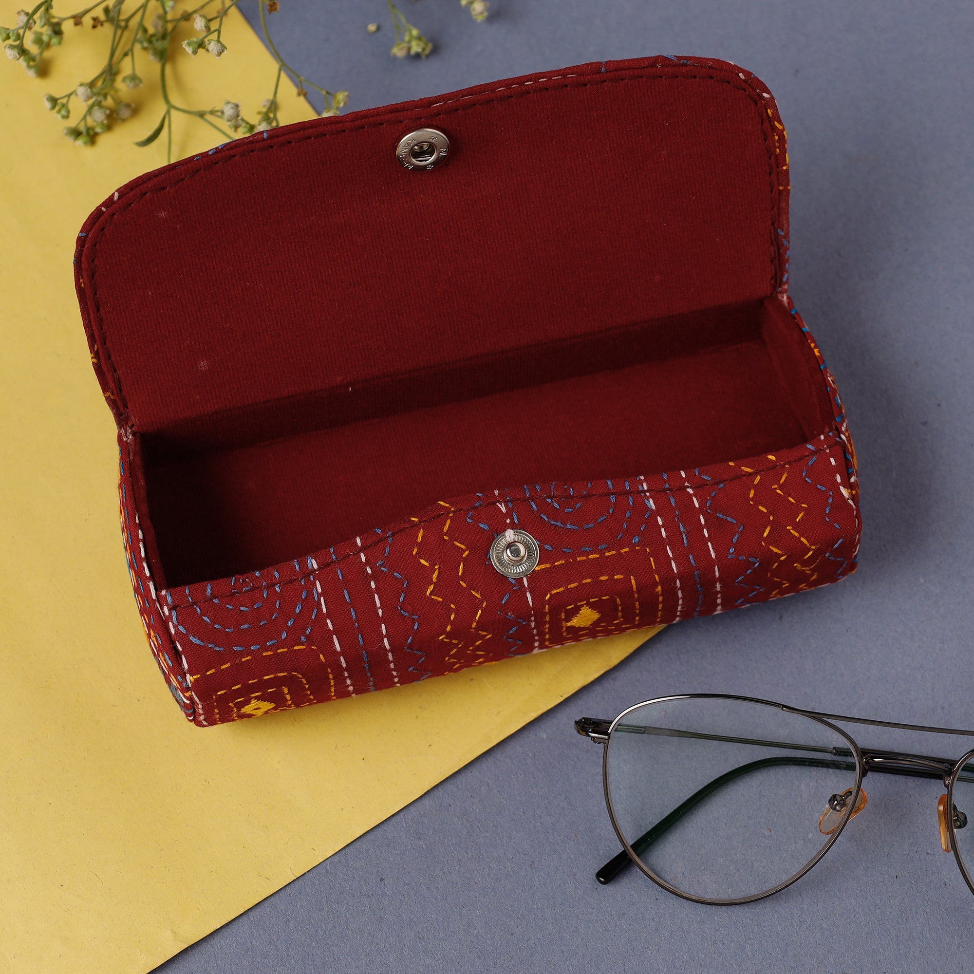 ASALKAAR Bengal Kantha Work Handcrafted Spectacles Case - view 2