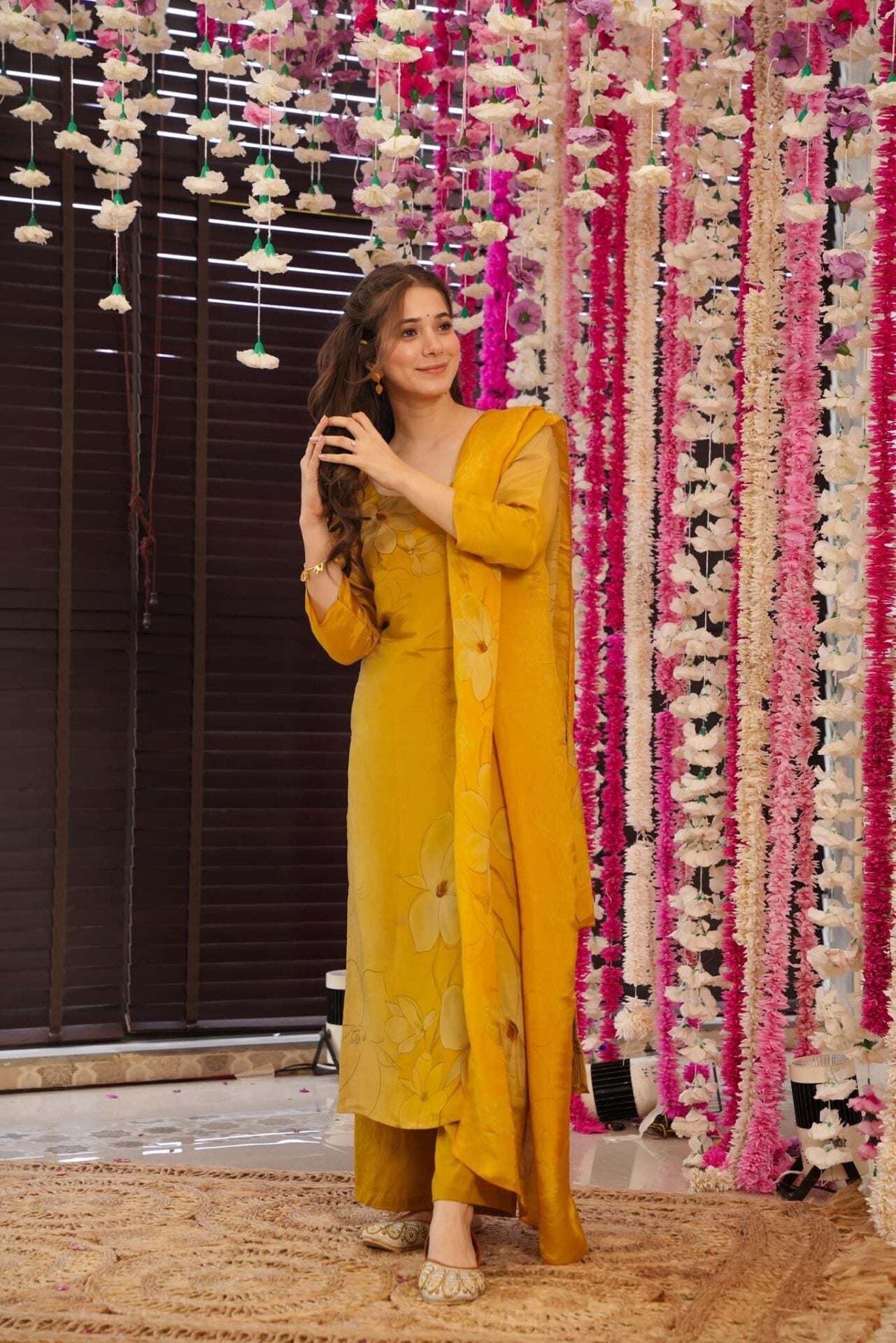 Idaho-o Meera yellow Kurta set - view 4