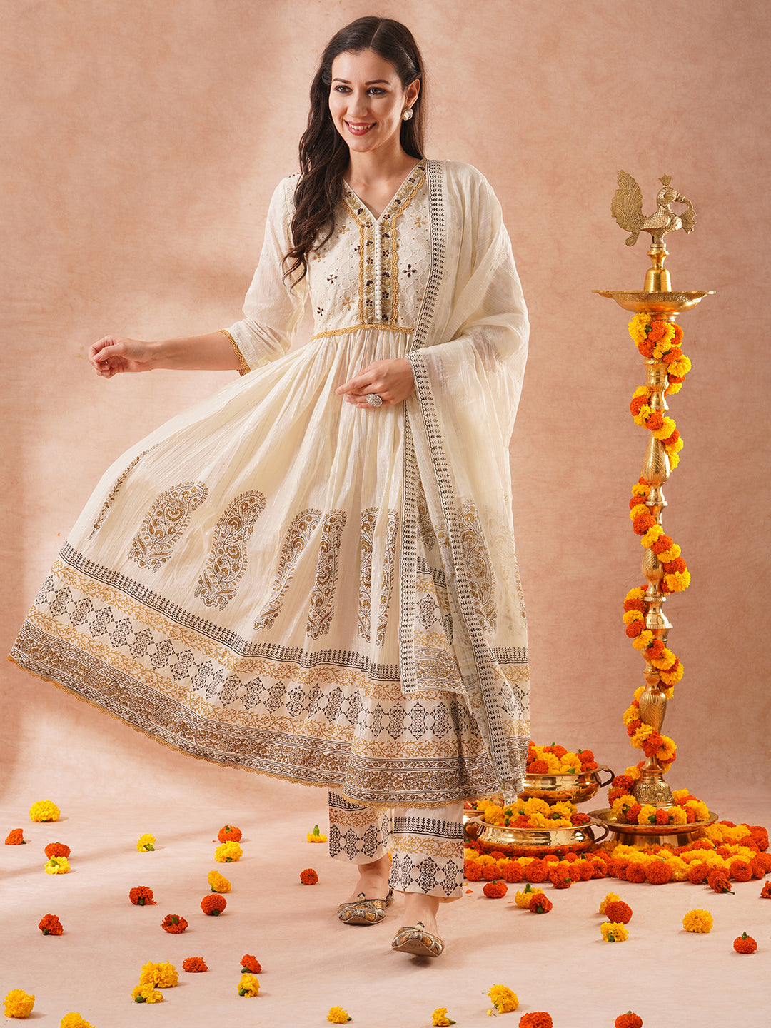 FASHOR Solid Ethnic Embroidered Lurex Striped A-Line Pleated Kurta with Pant and Dupatta - Off White - view 3