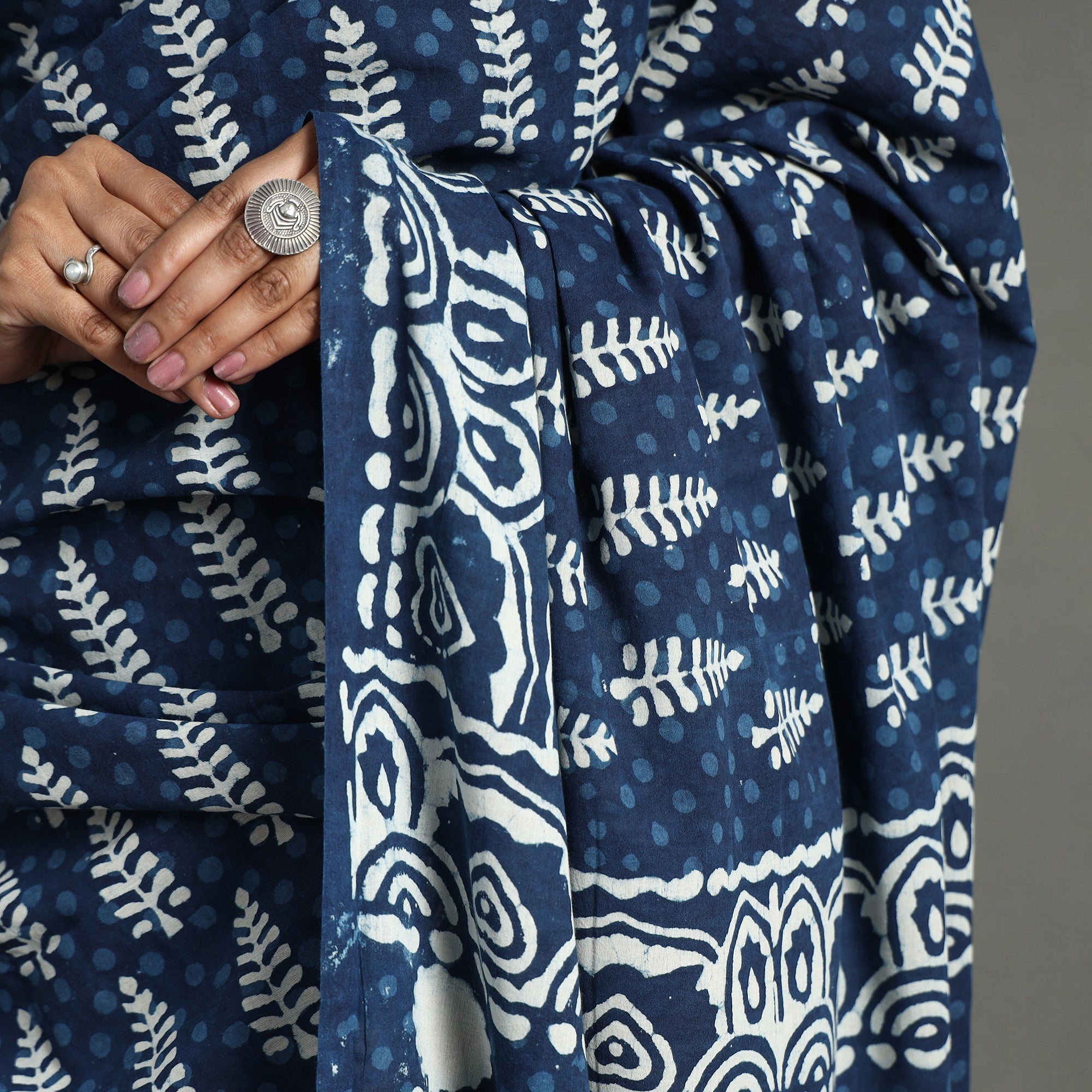 HAVELI CHRONICLES Blue - Bagru Hand Block Printed Mul Cotton Natural Dyed Saree 14 - view 5