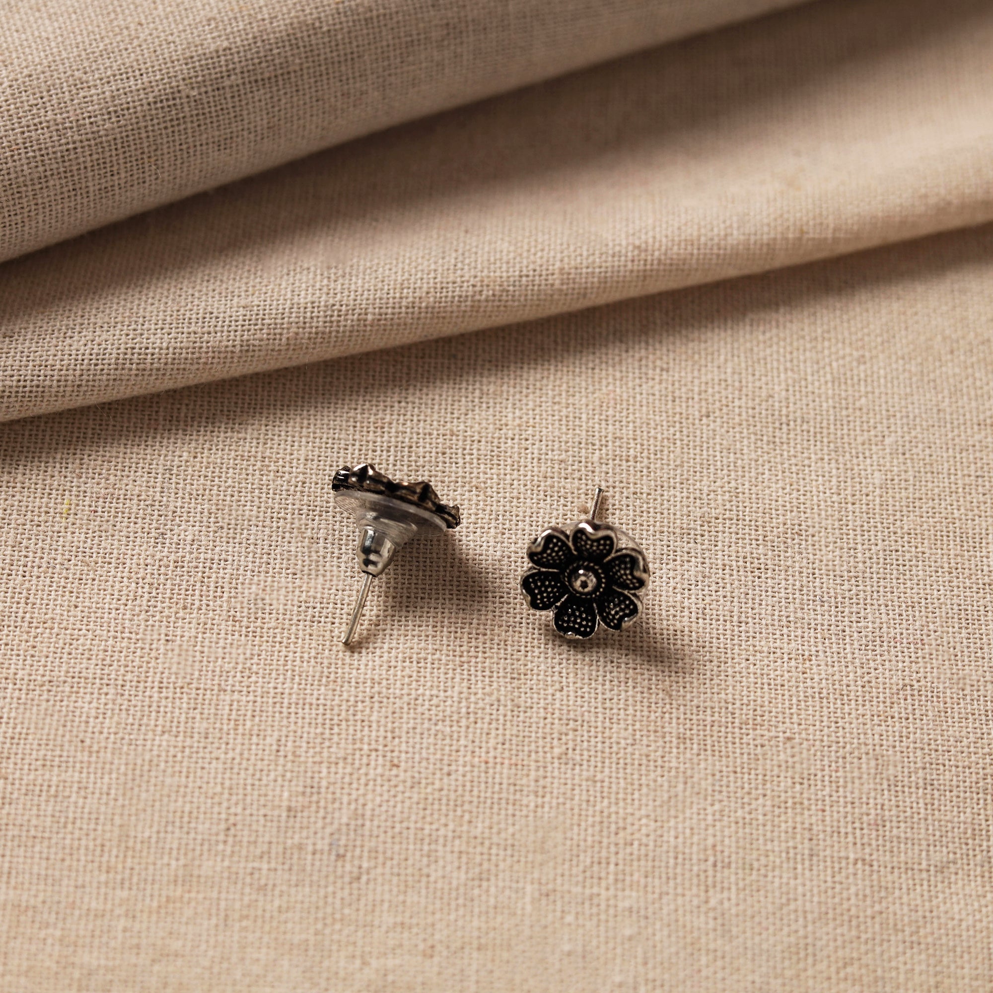 WHITE RIVER STORIES Antique Finish Oxidised White Metal Stud Earrings 79 - view 2