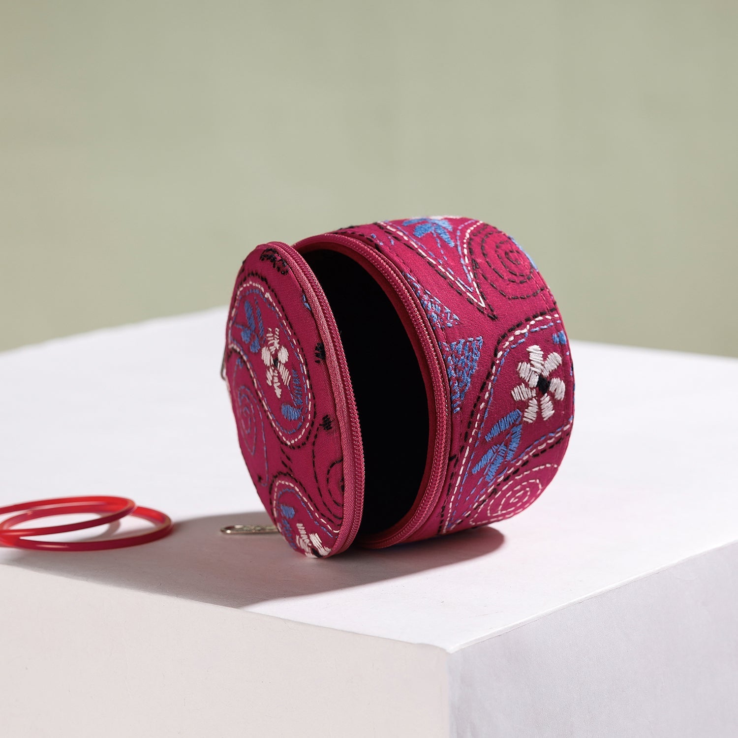 ASALKAAR Bengal Kantha Work Handcrafted Round Utility Box - view 2
