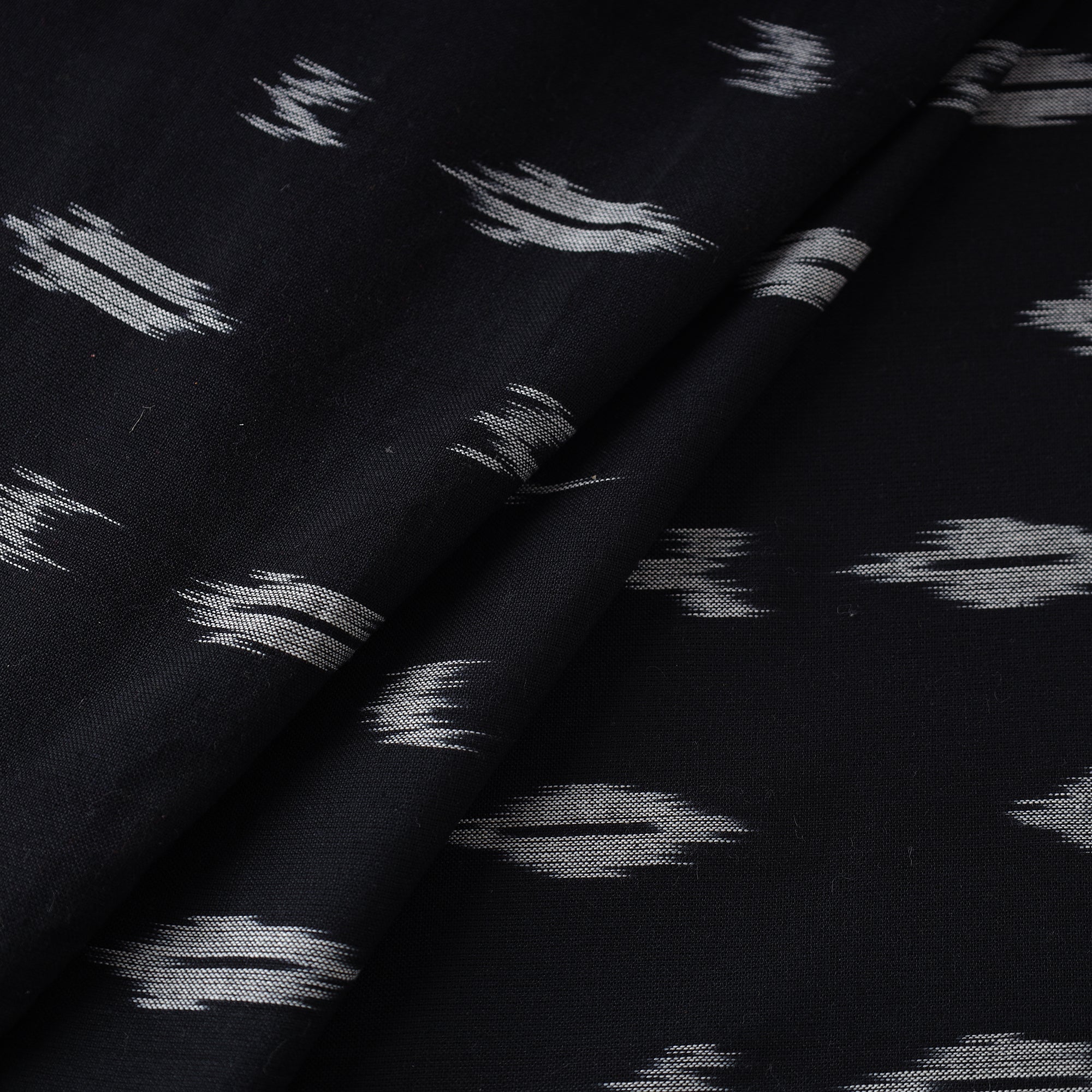SOUTH KARGHA Black - Pochampally Ikat Weave Cotton Fabric 21 - view 2