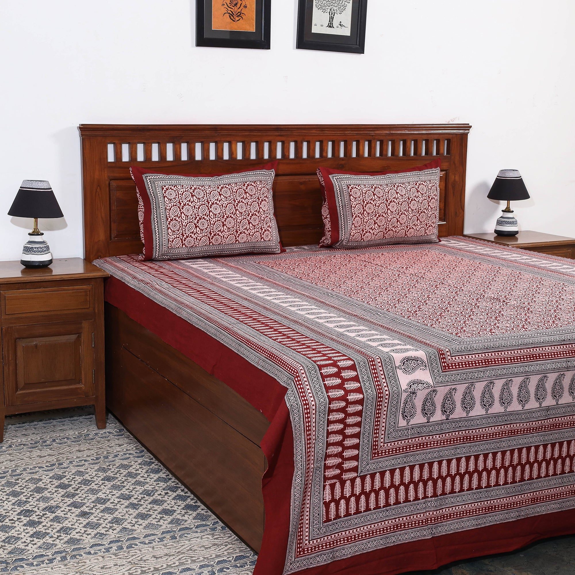 BAGH PRINTS BY ANSHAR FARUKH KHATRI Bagh Block Printed Cotton Double Bed Cover with Pillow Covers (112 x 92 in)