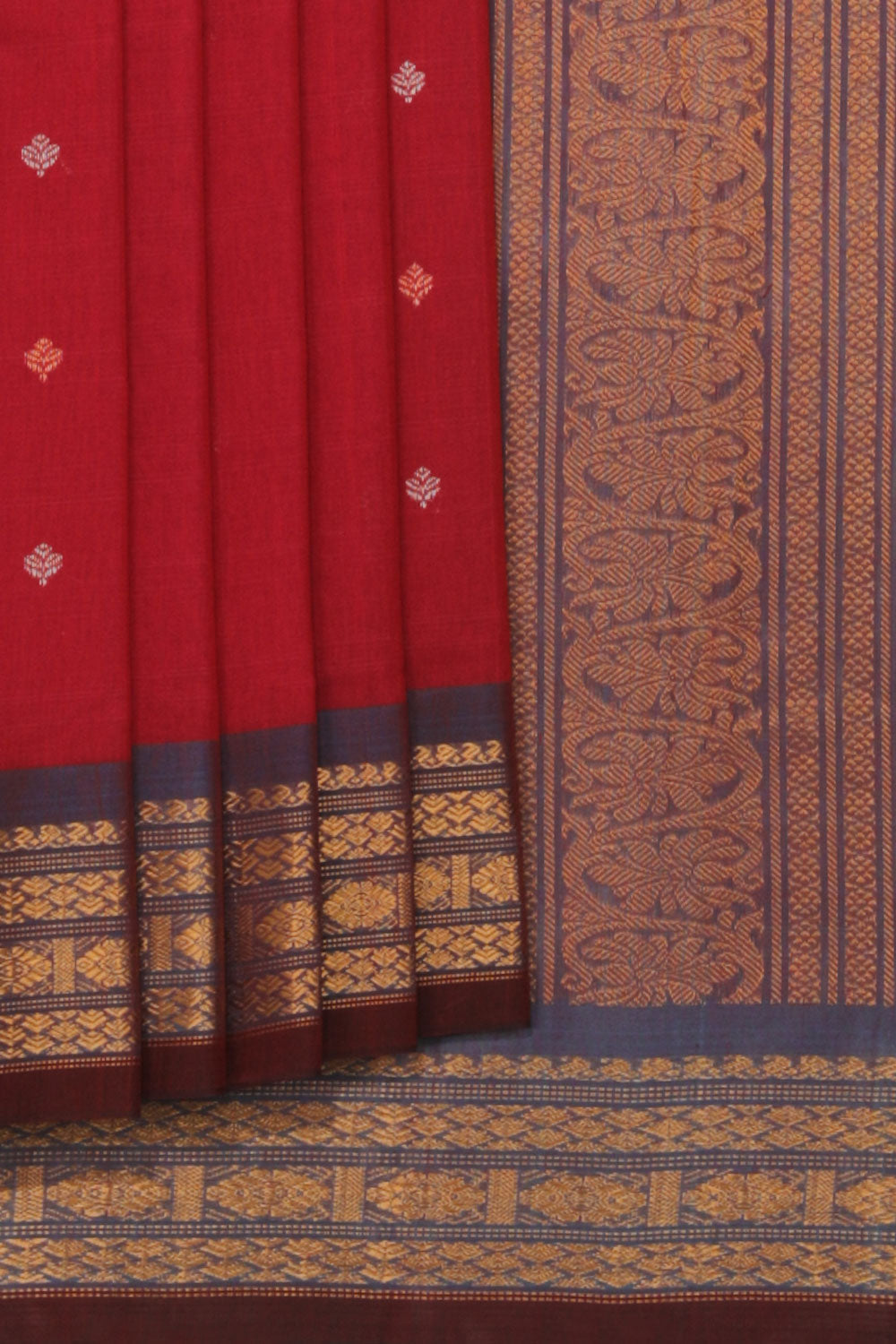 Kalanjali Gadwal Red Saree – Women's