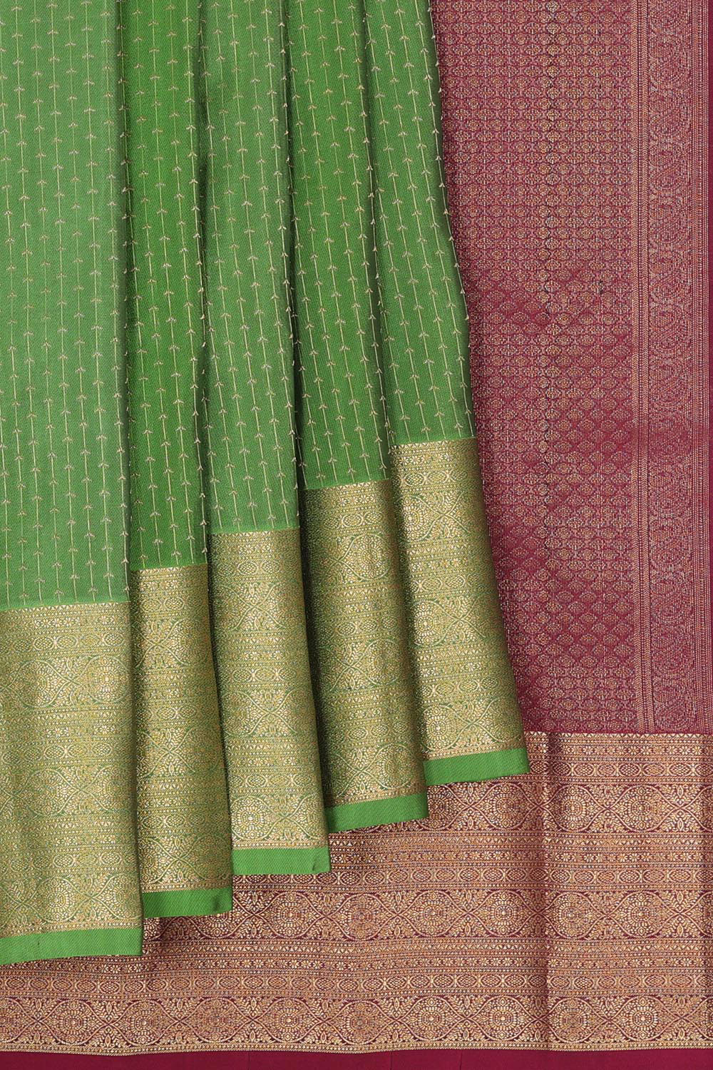Kalanjali Gorgeous Green Saree – Women's