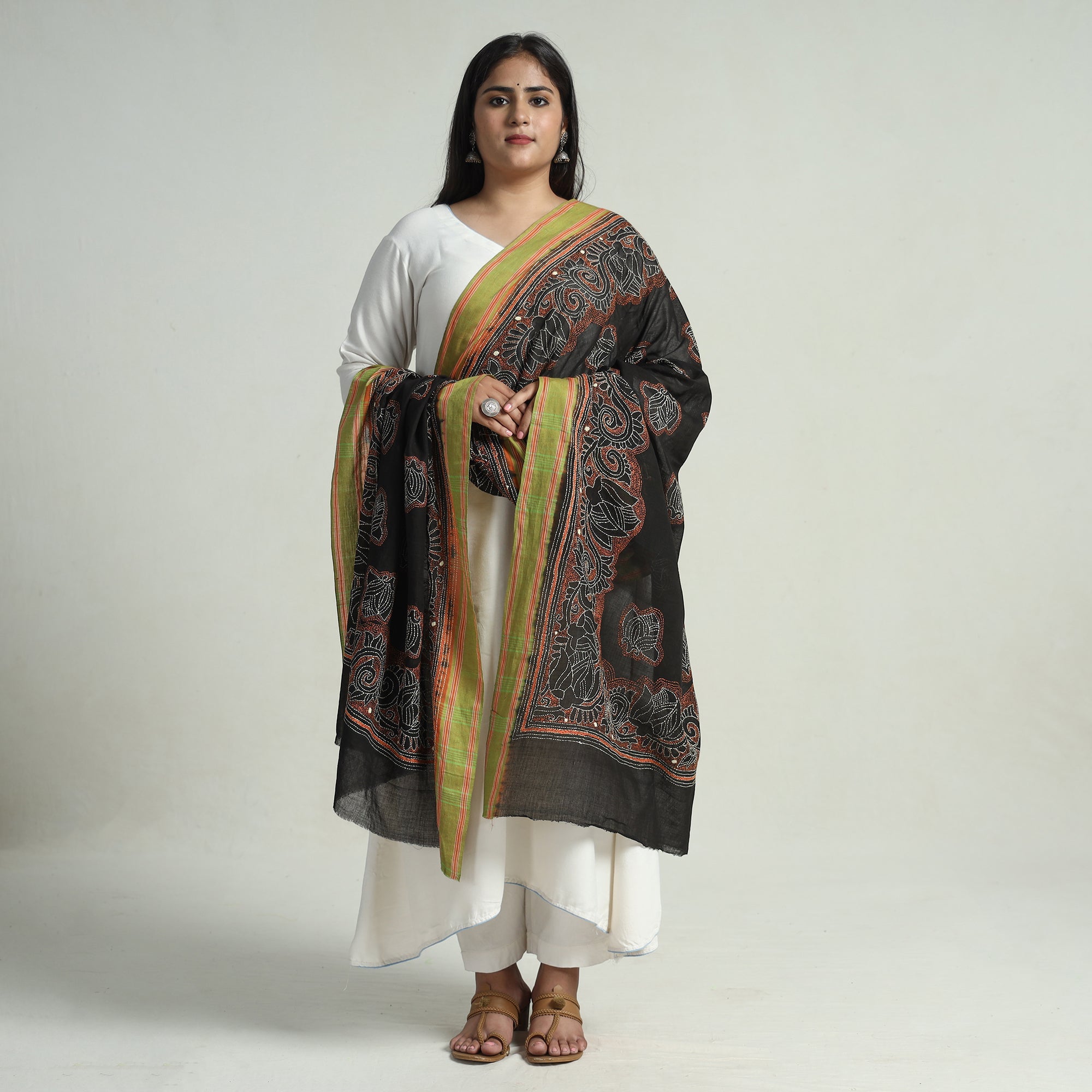 KHUSHBASH - HAPPY LOOM OF EAST Black - Bengal Kantha Embroidery Cotton Handloom Dupatta 110 - view 3