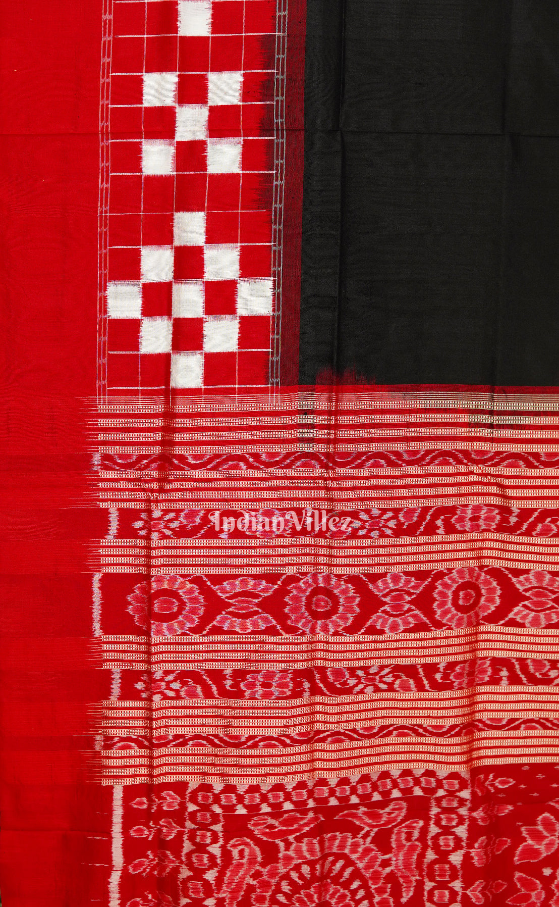 IndianVillèz Black With Red Sambalpuri Pasapalli Theme Ikat Sambalpuri Silk Saree - view 3